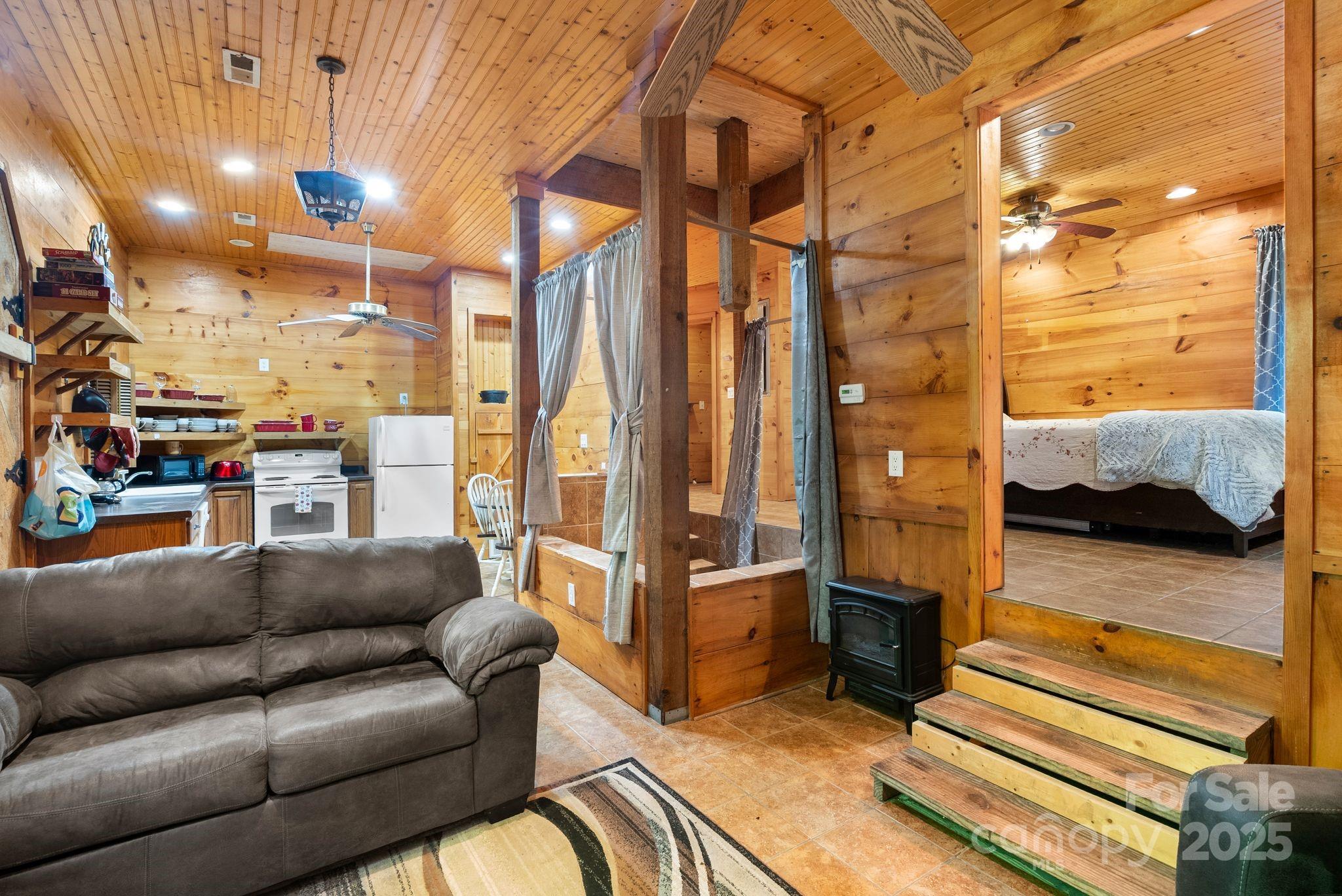118 Blossom Road Property Photo 5