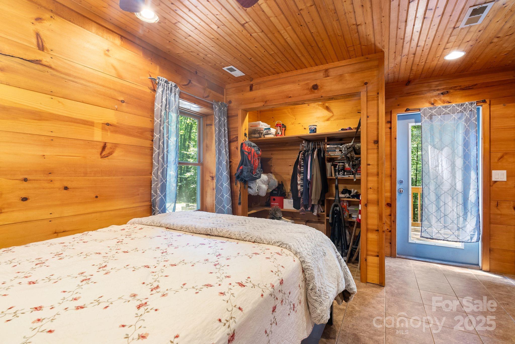 118 Blossom Road Property Photo 8