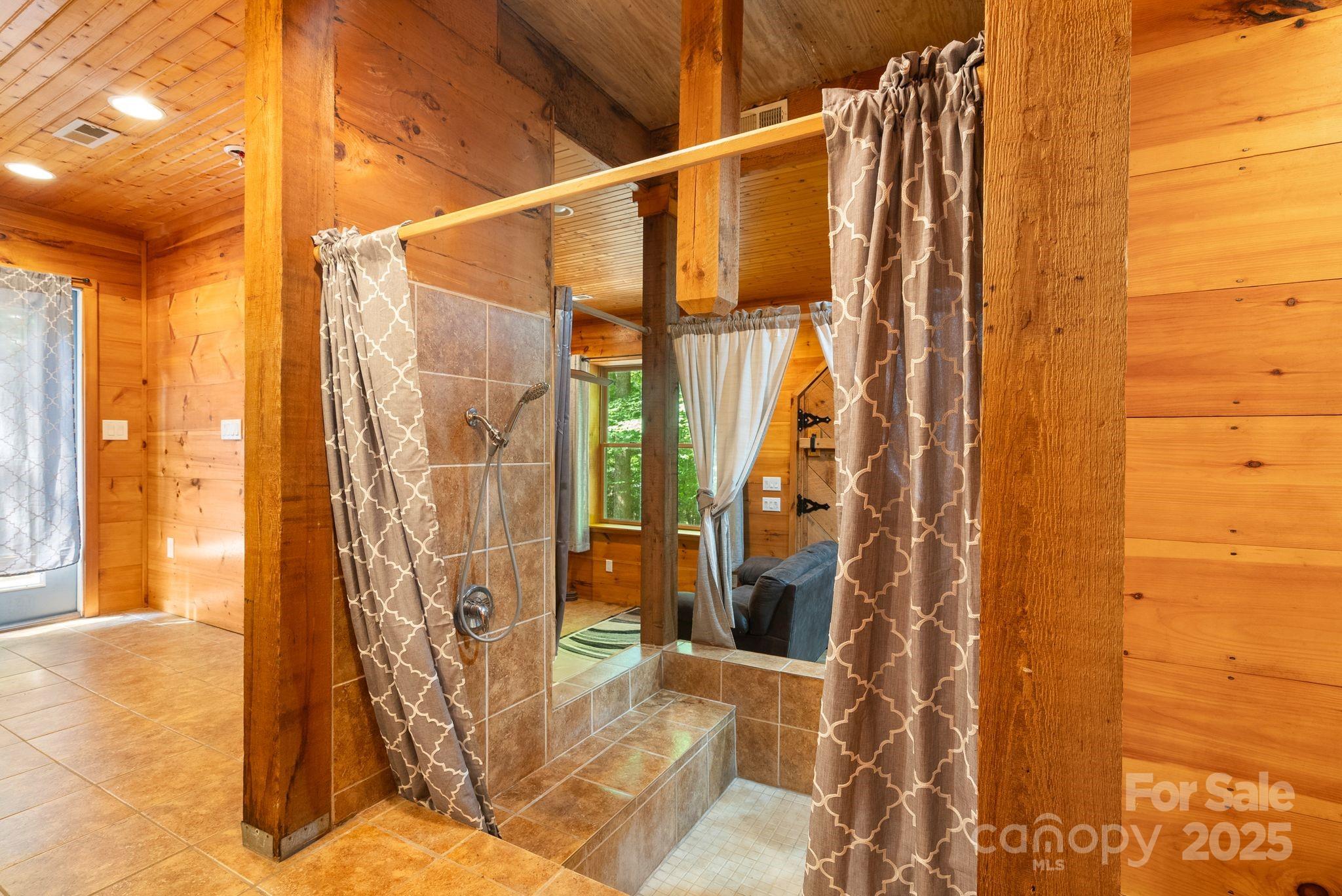 118 Blossom Road Property Photo 10