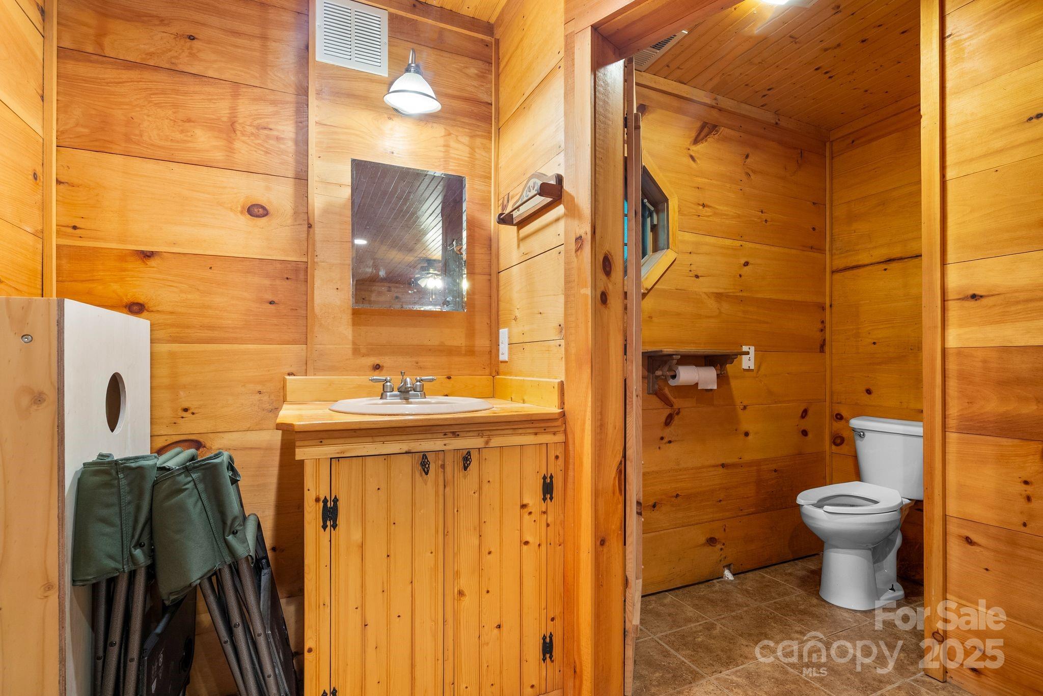 118 Blossom Road Property Photo 11