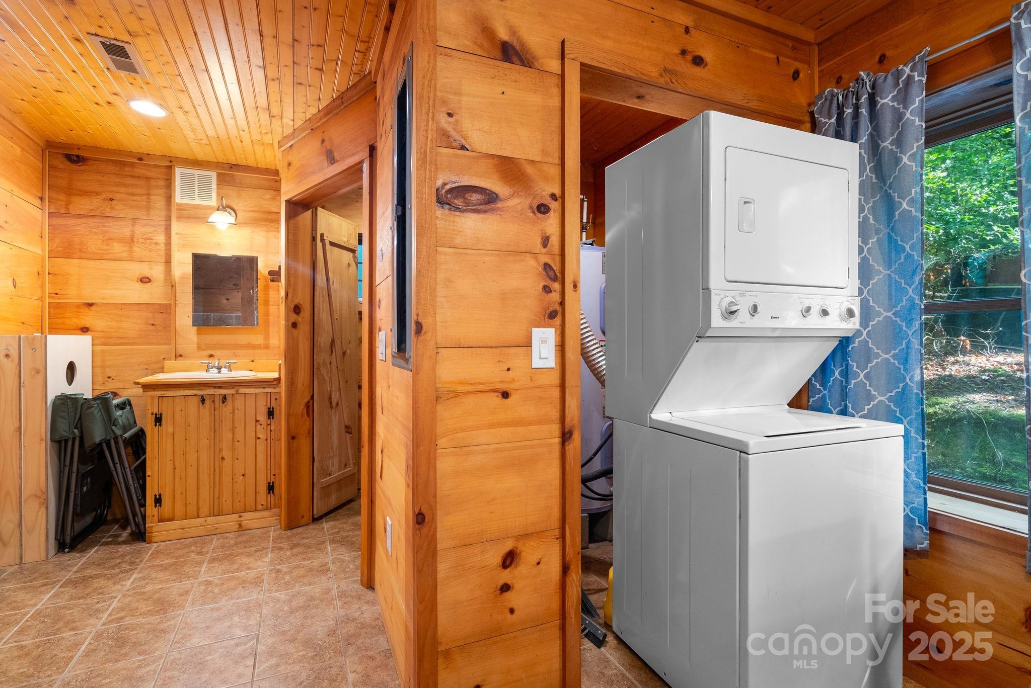 118 Blossom Road Property Photo 12