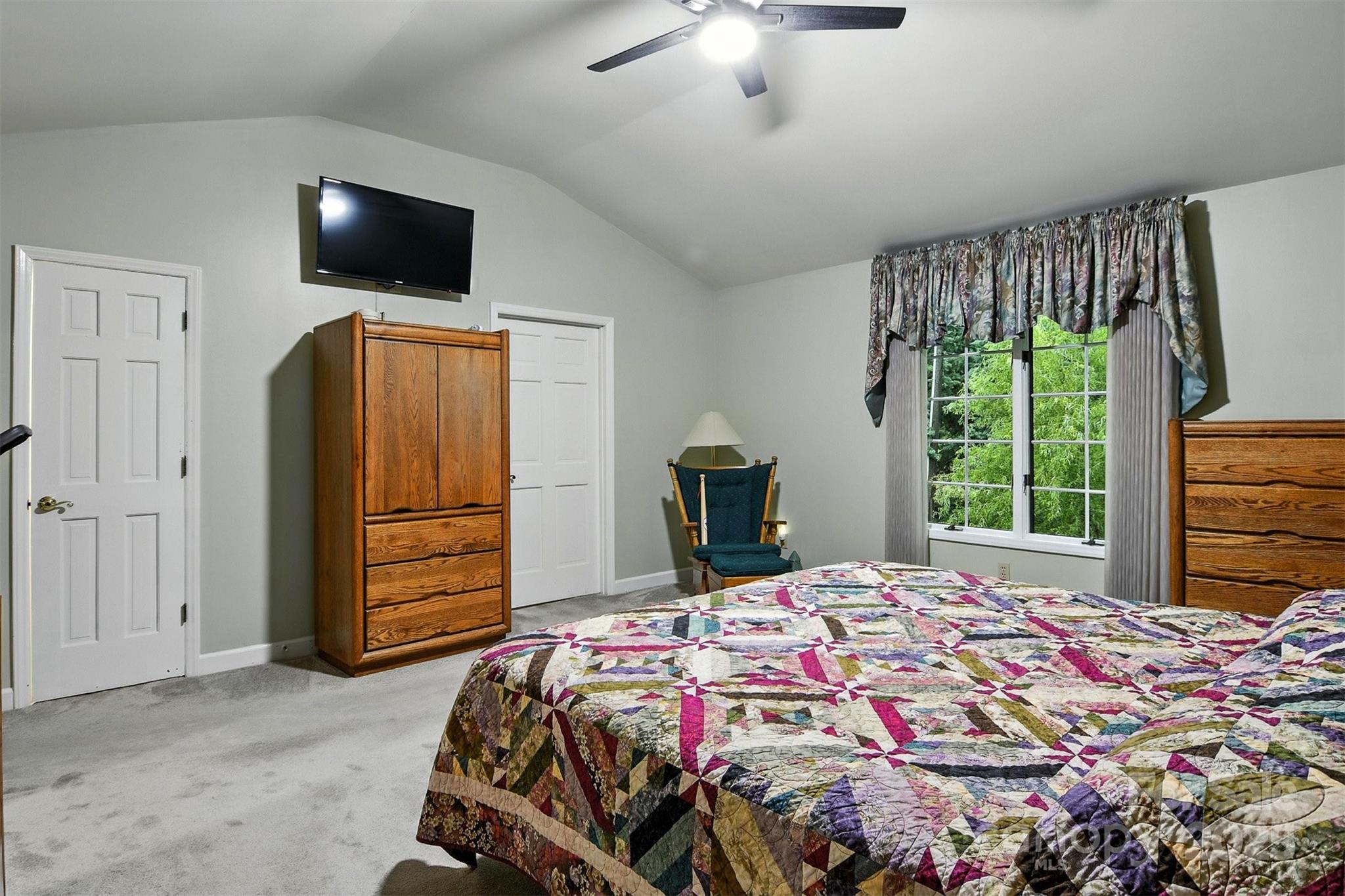 530 5th Street Property Photo 18
