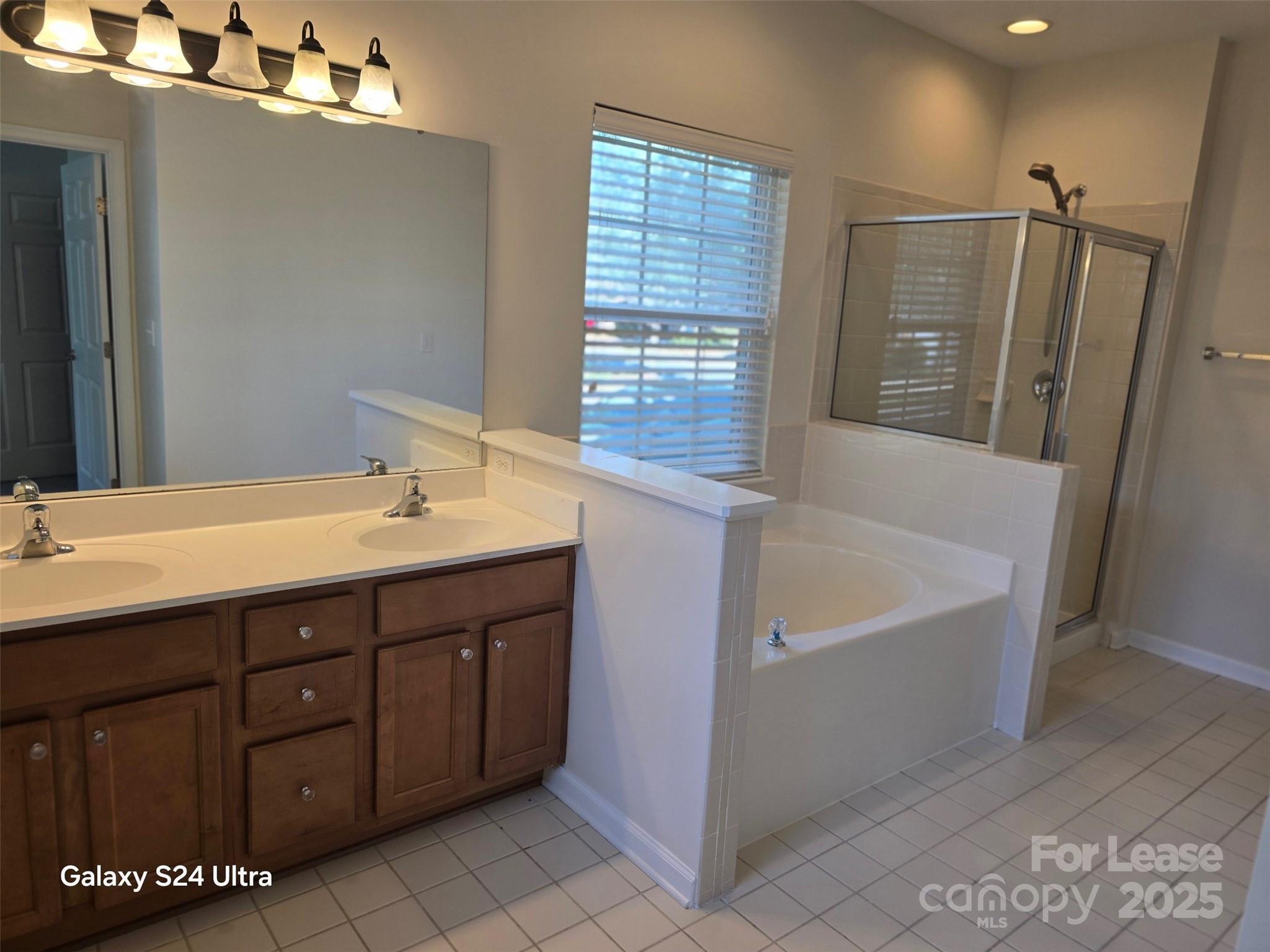 11727 Elizabeth Madison Court Property Photo 3