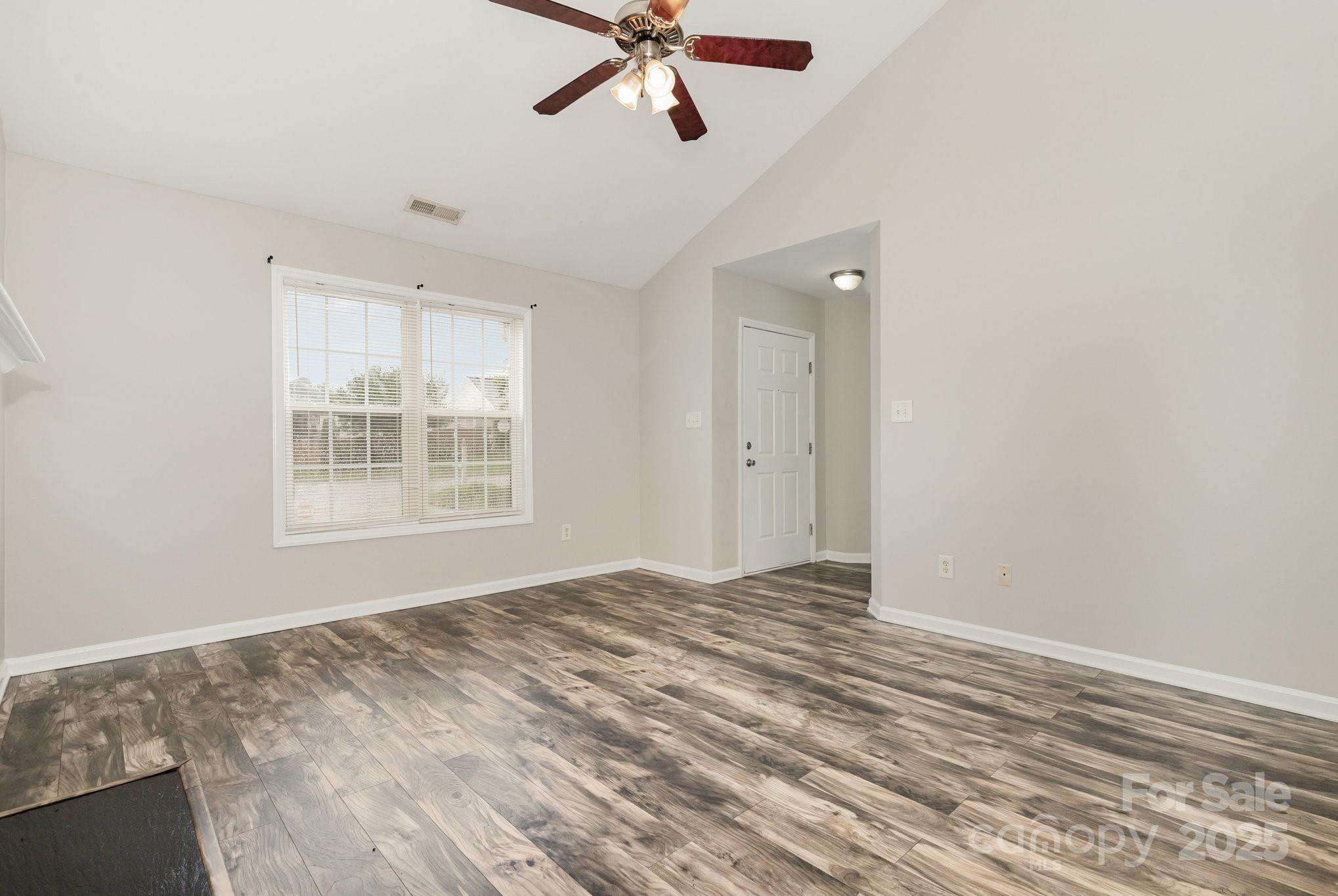 5200 Limewood Street Property Photo 5