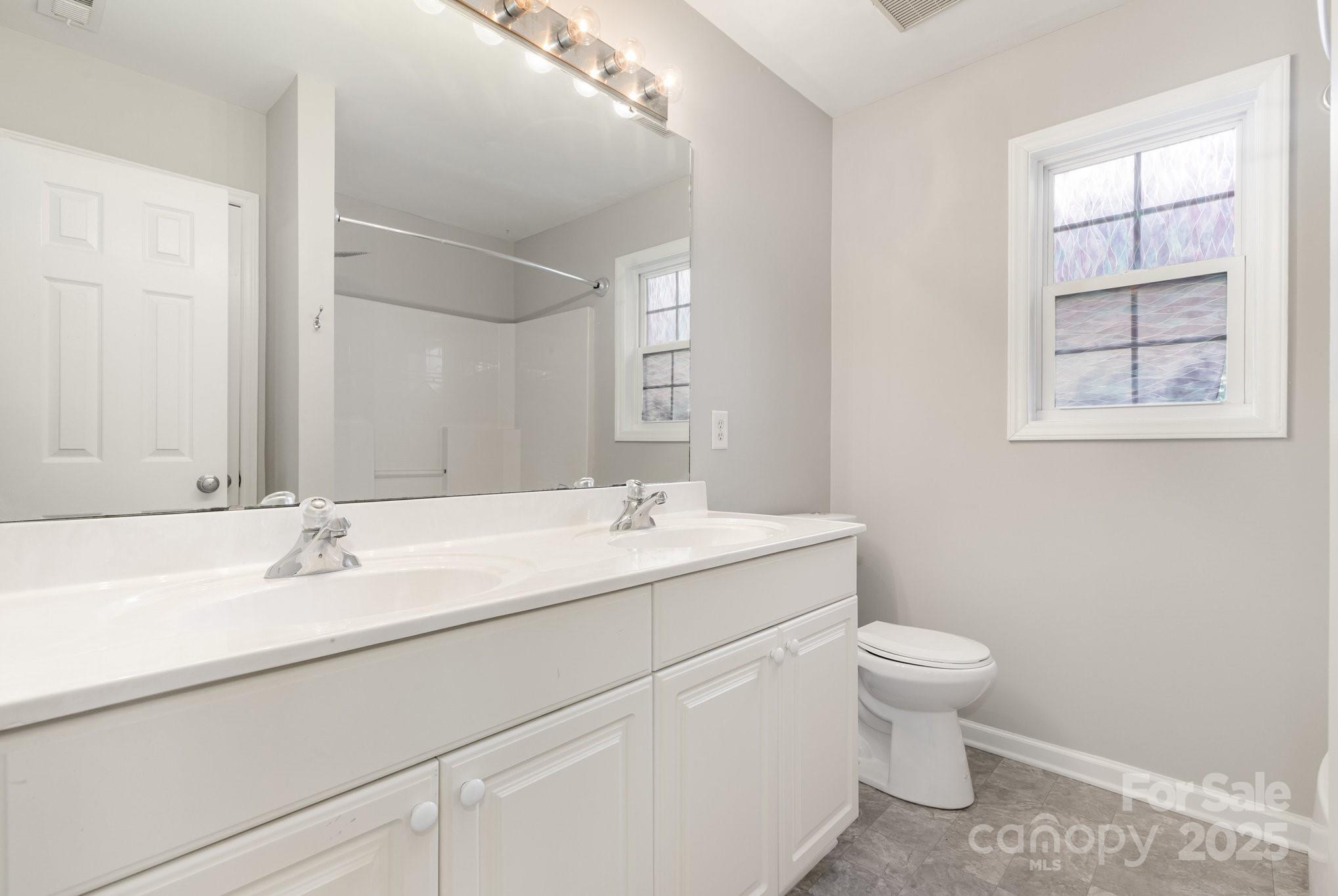 5200 Limewood Street Property Photo 17