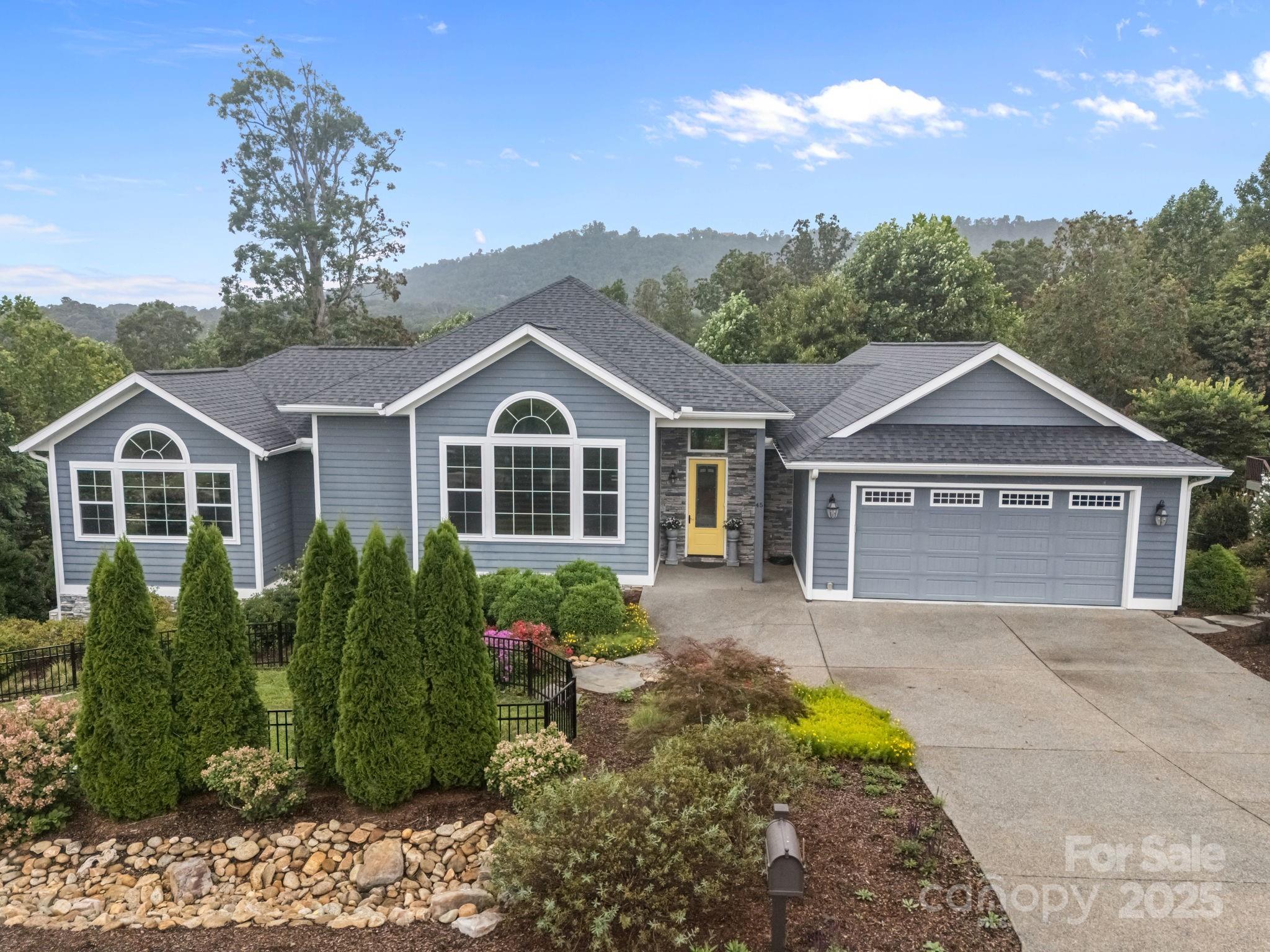 45 Penley Park Drive Property Photo 1