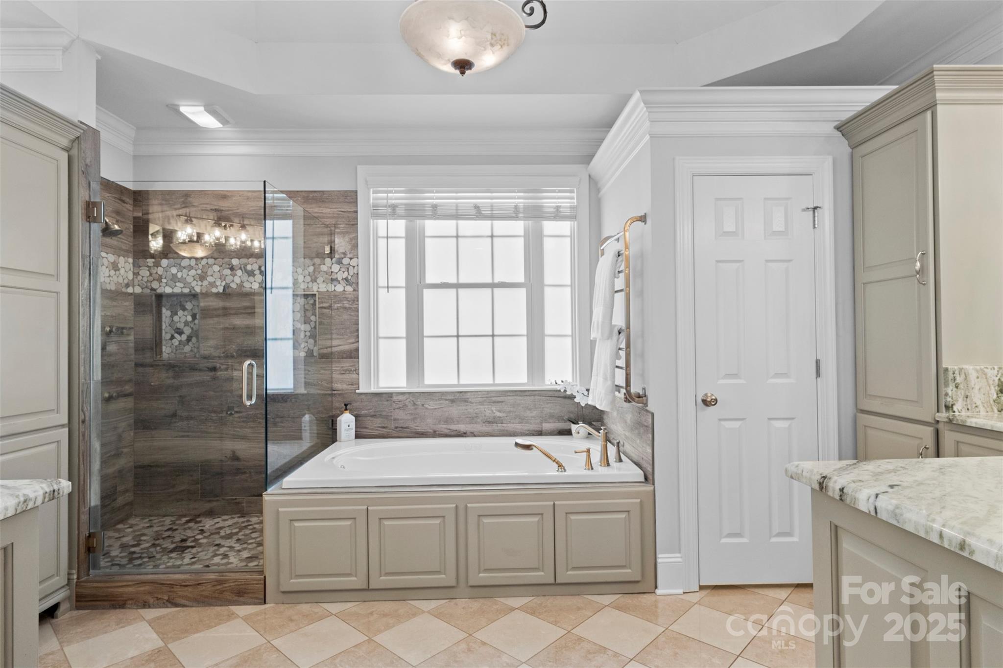 429 Hendon Row Way Property Photo 18