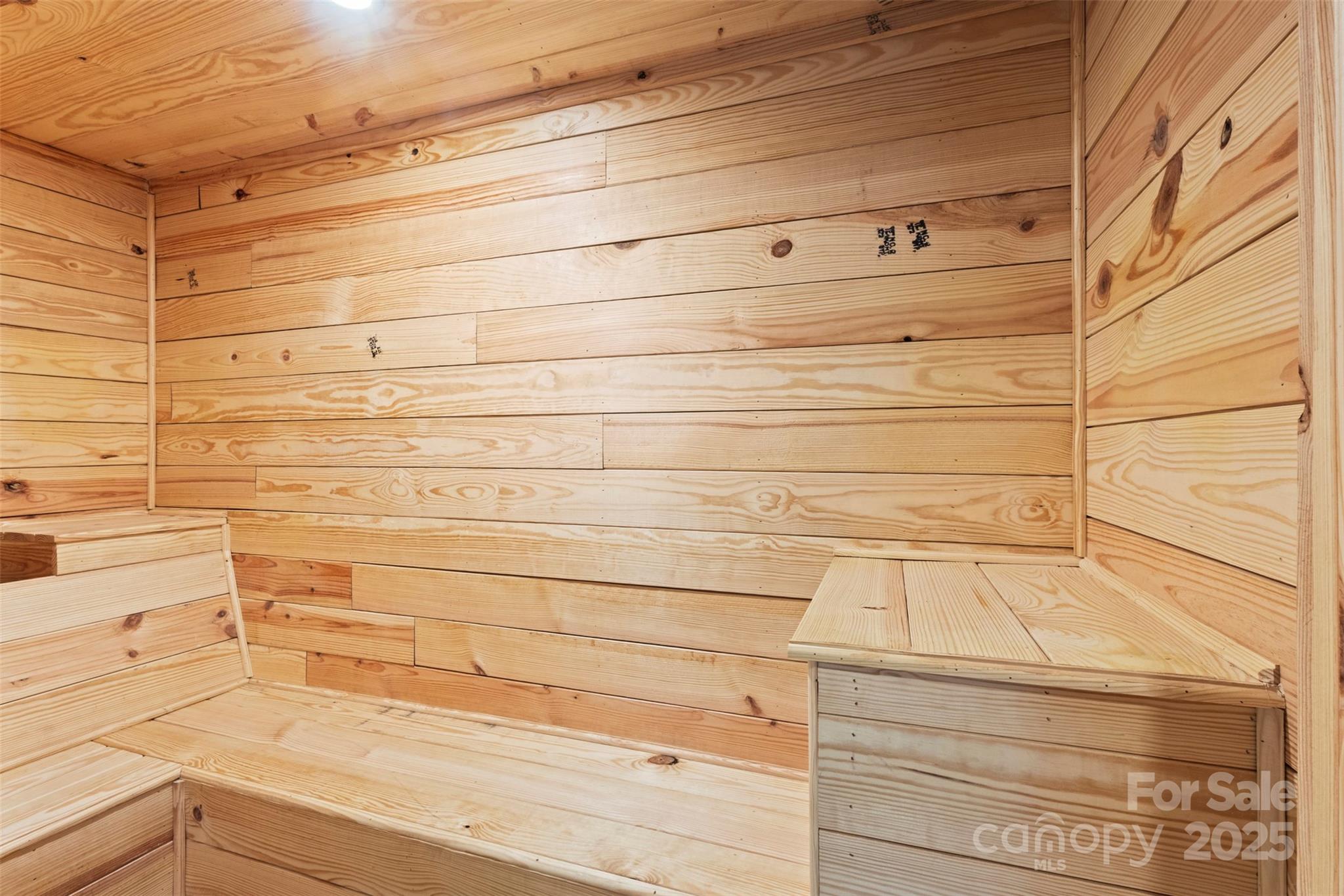 429 Hendon Row Way Property Photo 27