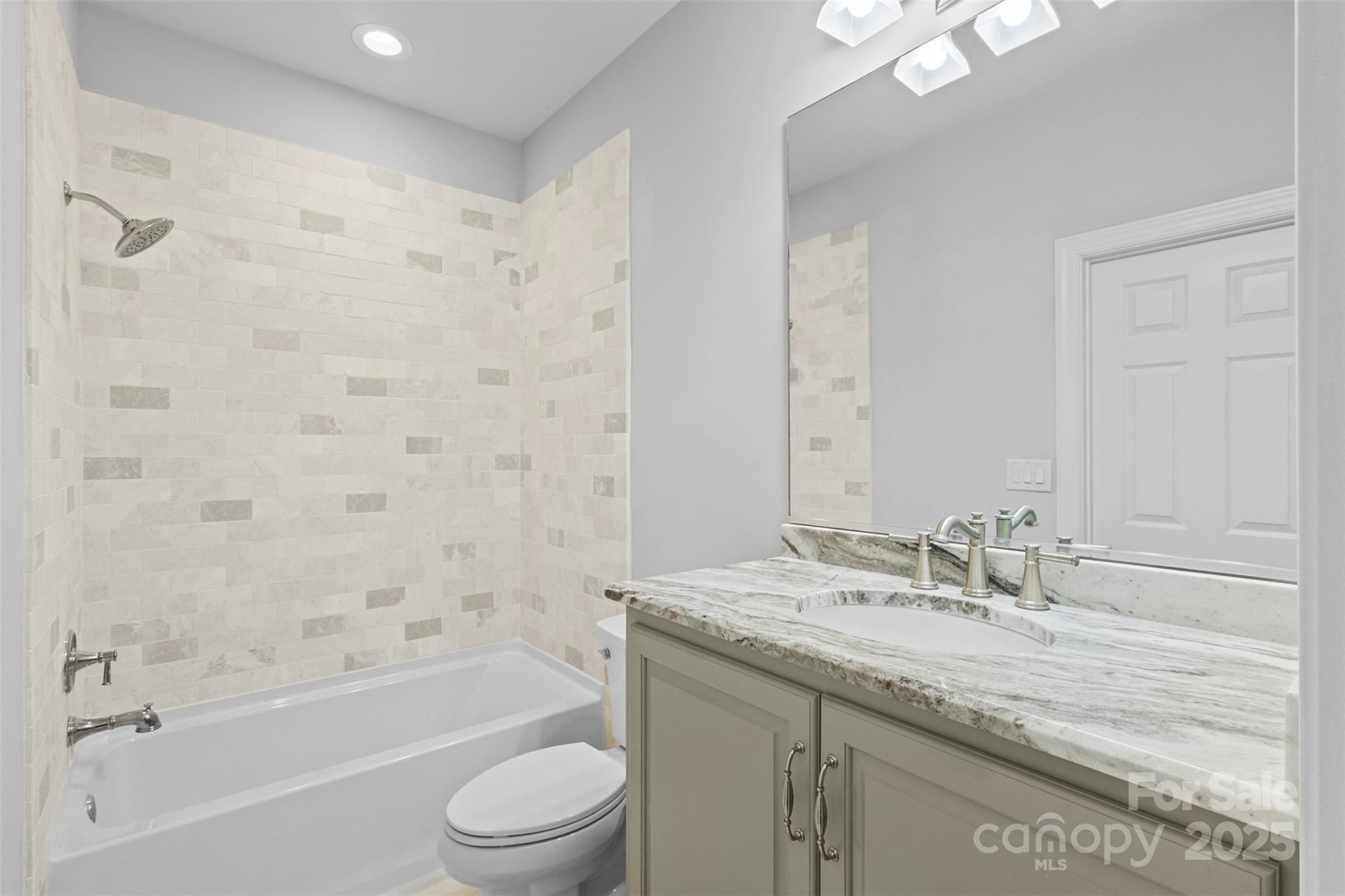 429 Hendon Row Way Property Photo 40