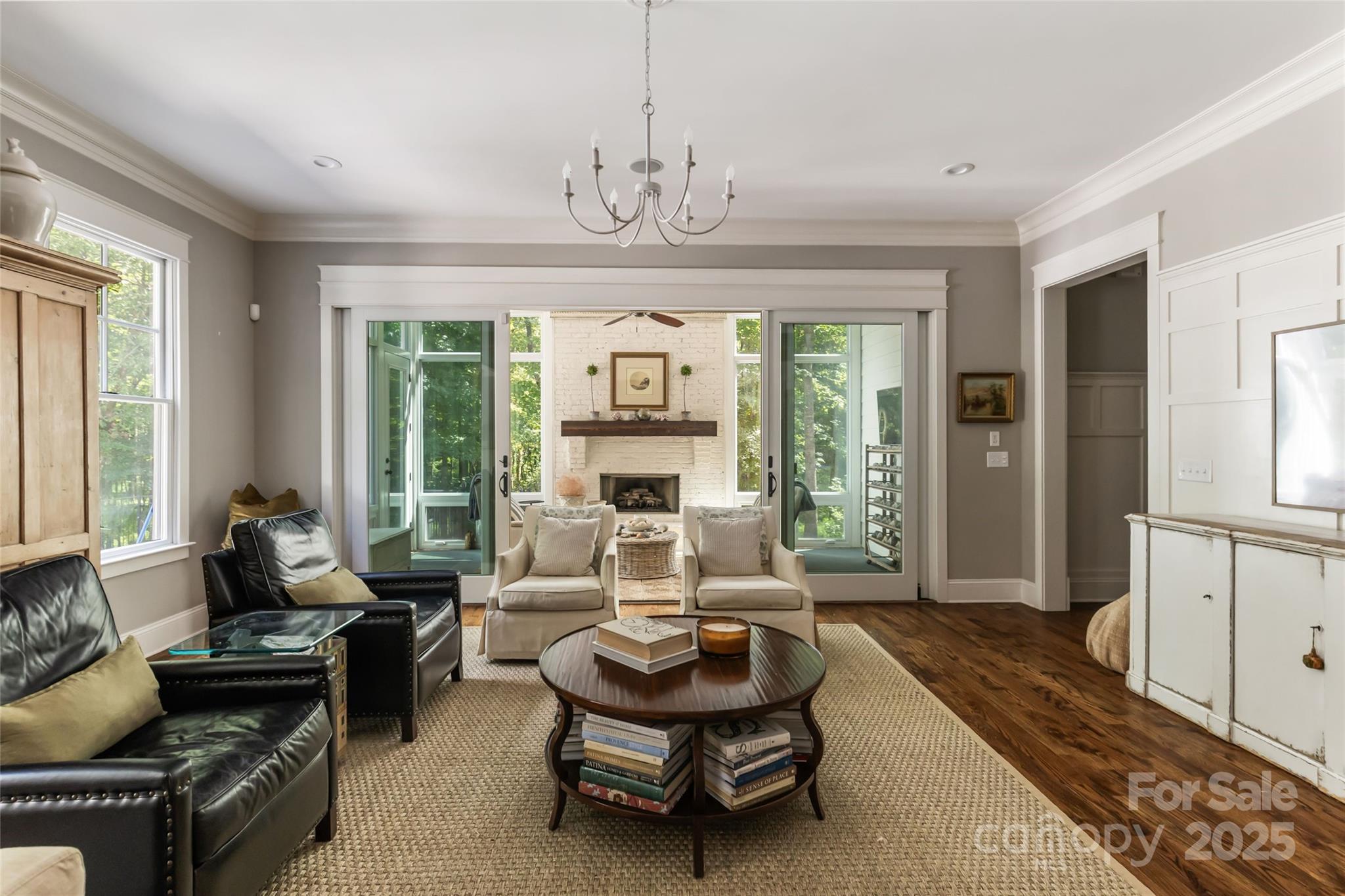 1415 Rosehill Drive Property Photo 10