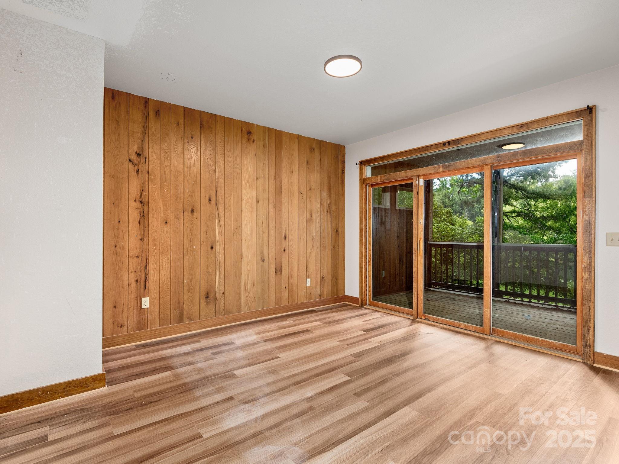 447 Lily Pad Lane Property Photo 16