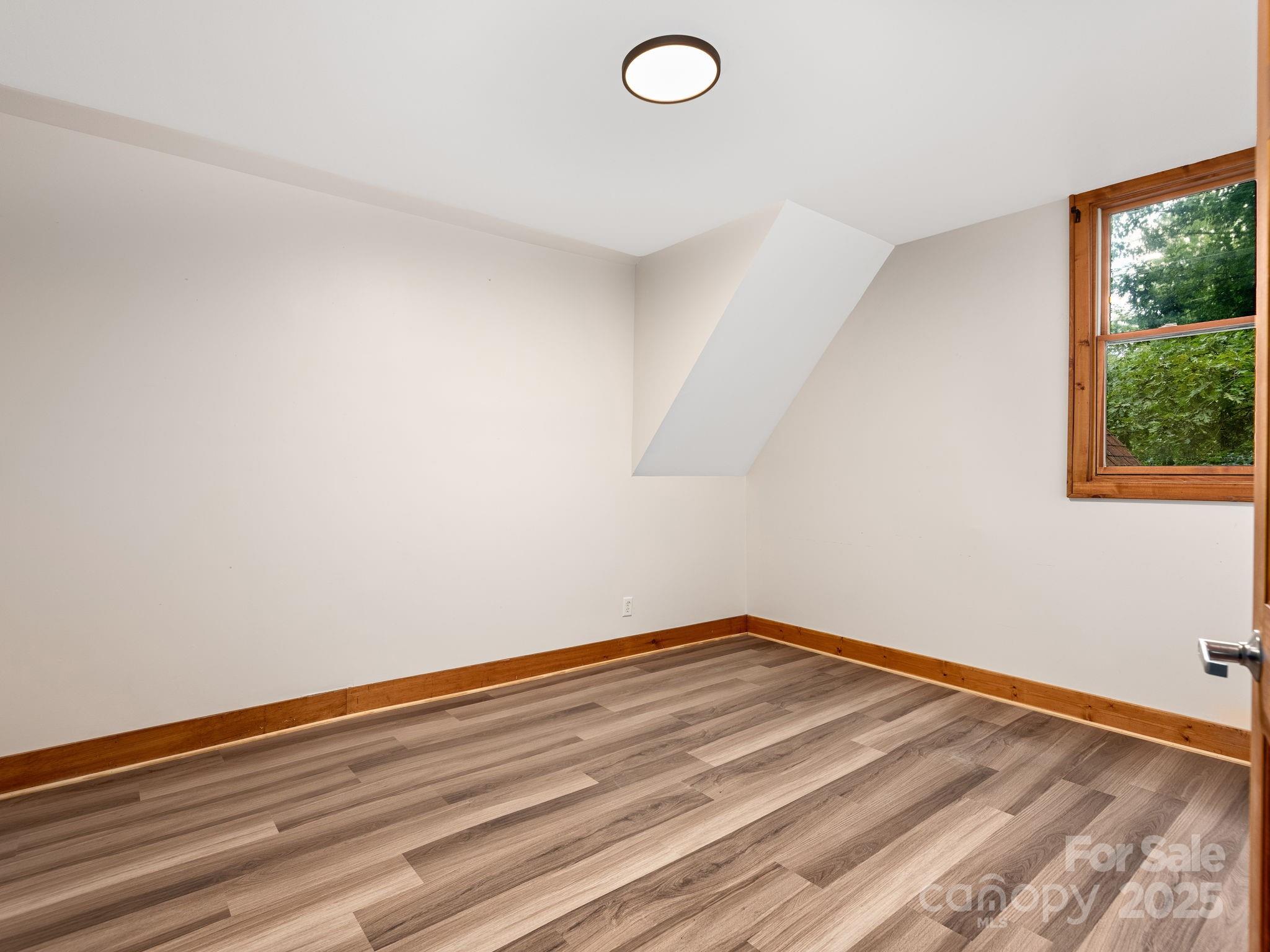 447 Lily Pad Lane Property Photo 34