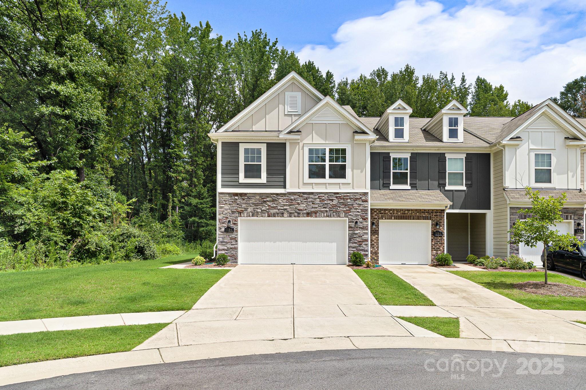 254 Quinn Road 15 Property Photo 1