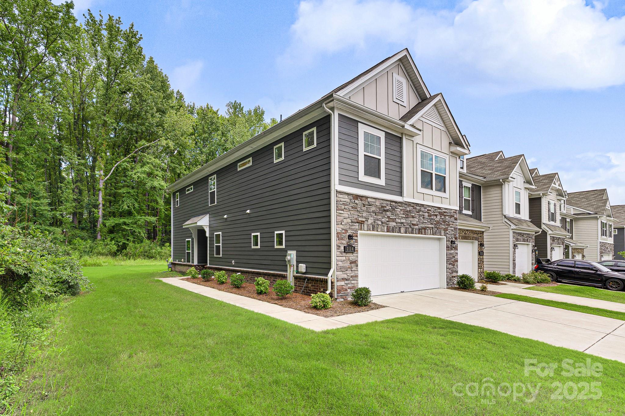 254 Quinn Road 15 Property Photo 2