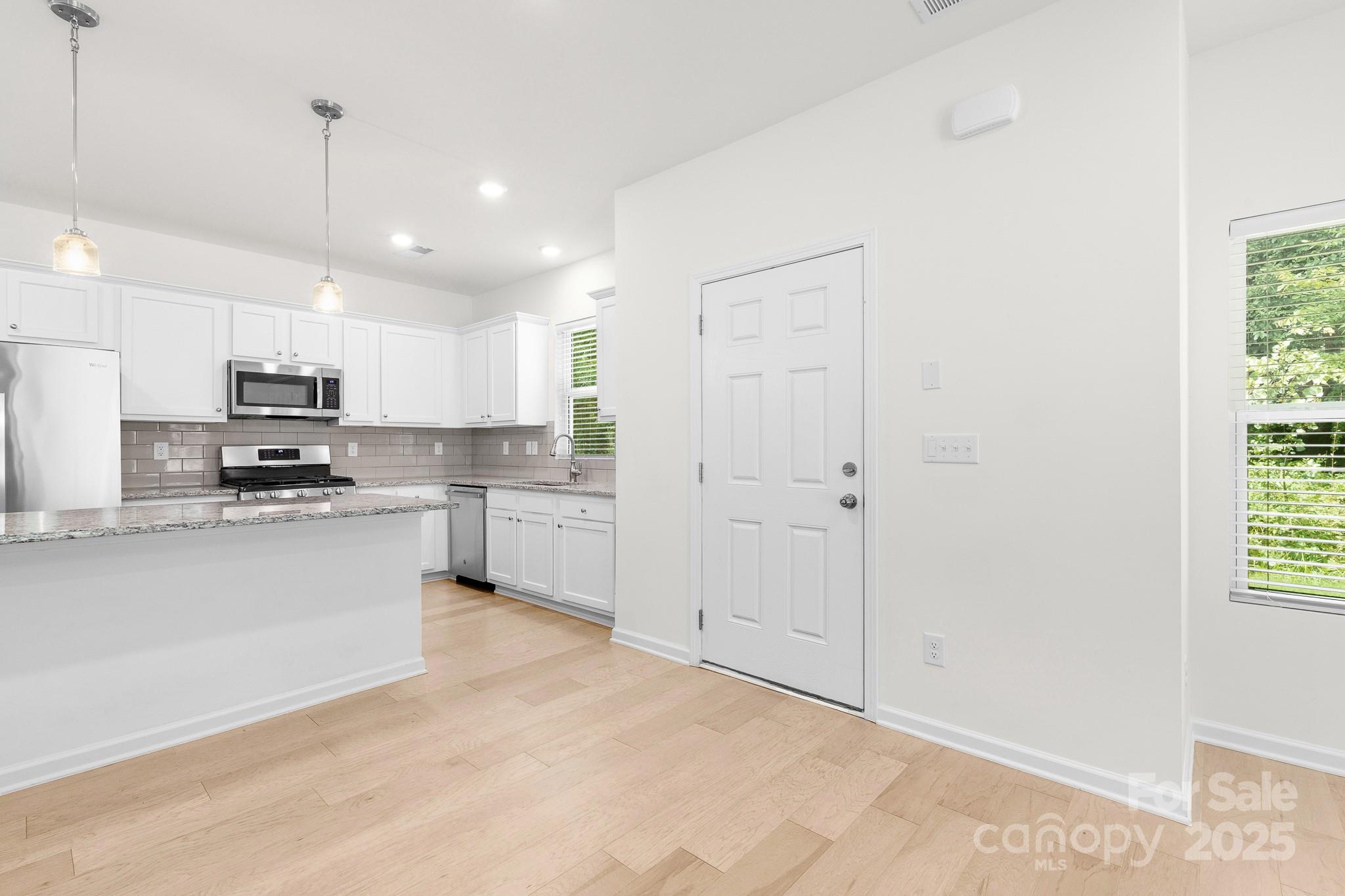 254 Quinn Road 15 Property Photo 5