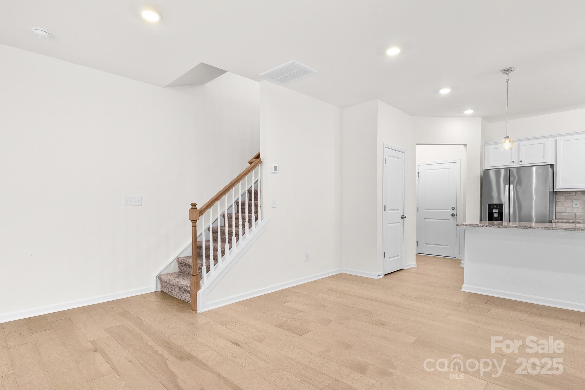 254 Quinn Road 15 Property Photo 7