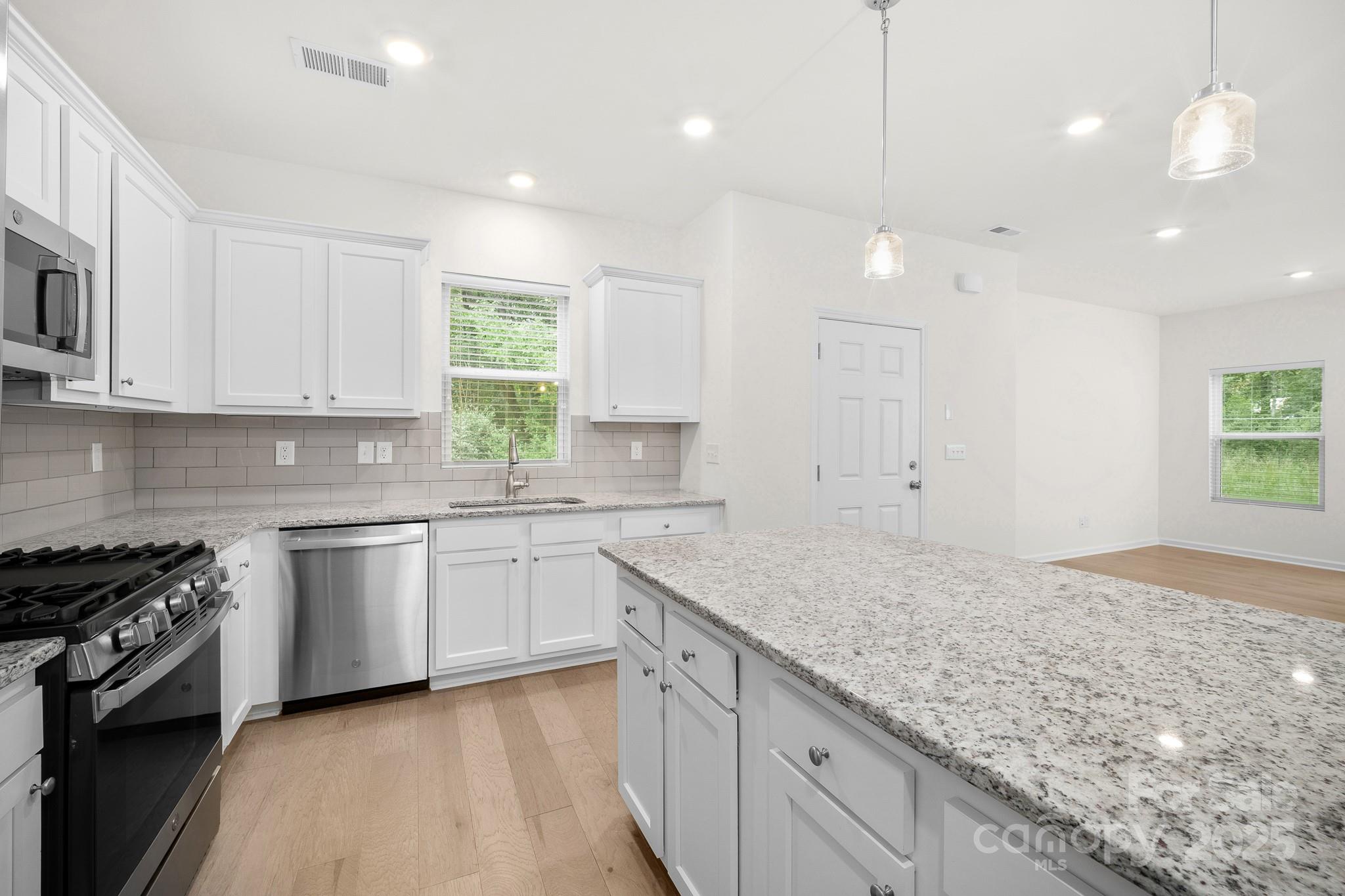 254 Quinn Road 15 Property Photo 12