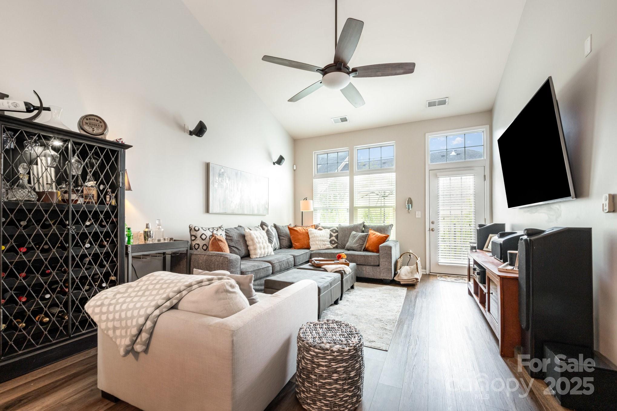 209 Chartwell Lane Property Photo 4