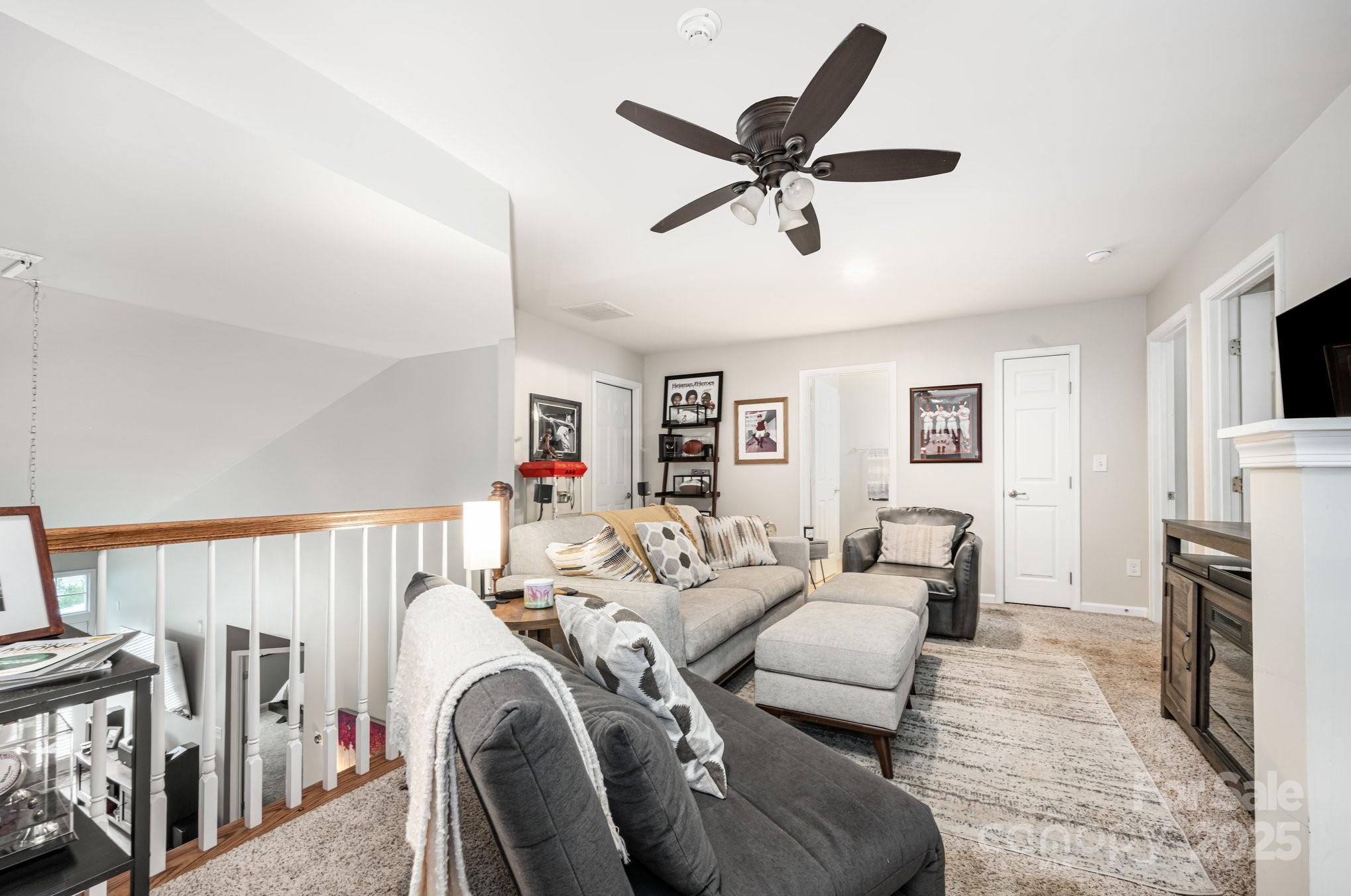 209 Chartwell Lane Property Photo 5