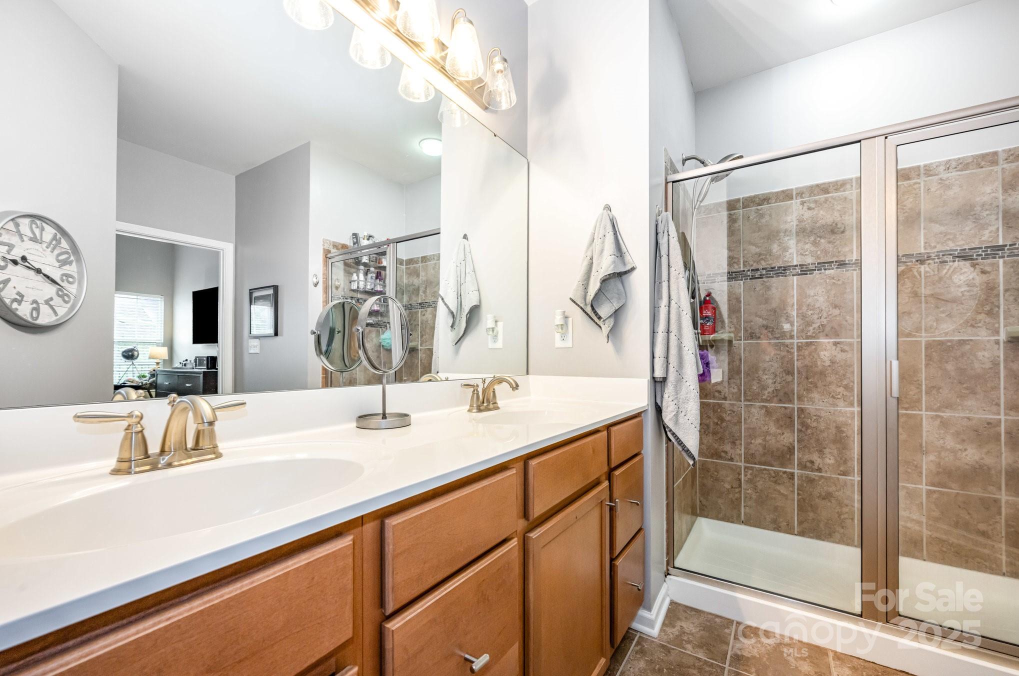 209 Chartwell Lane Property Photo 19