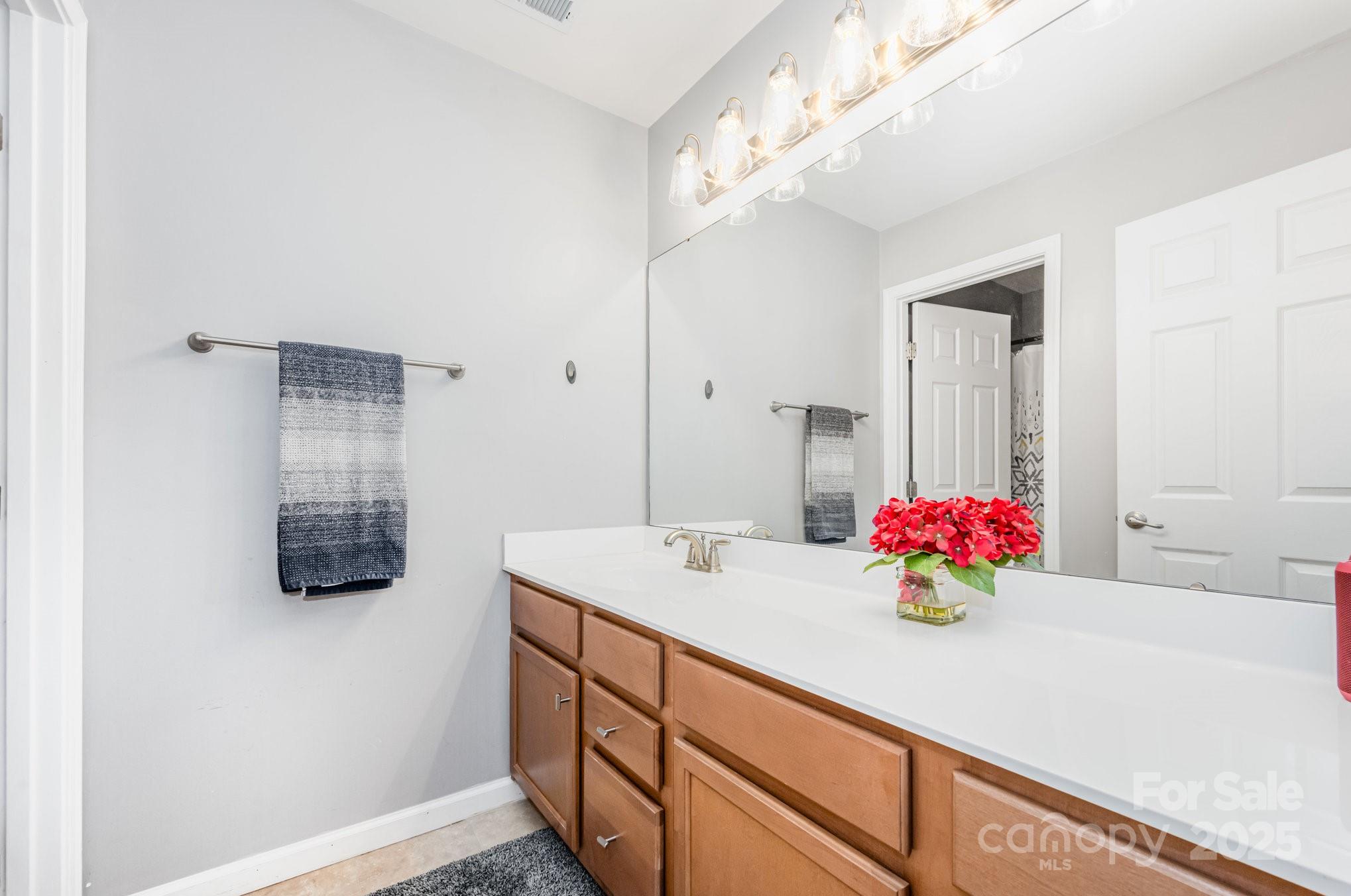 209 Chartwell Lane Property Photo 22