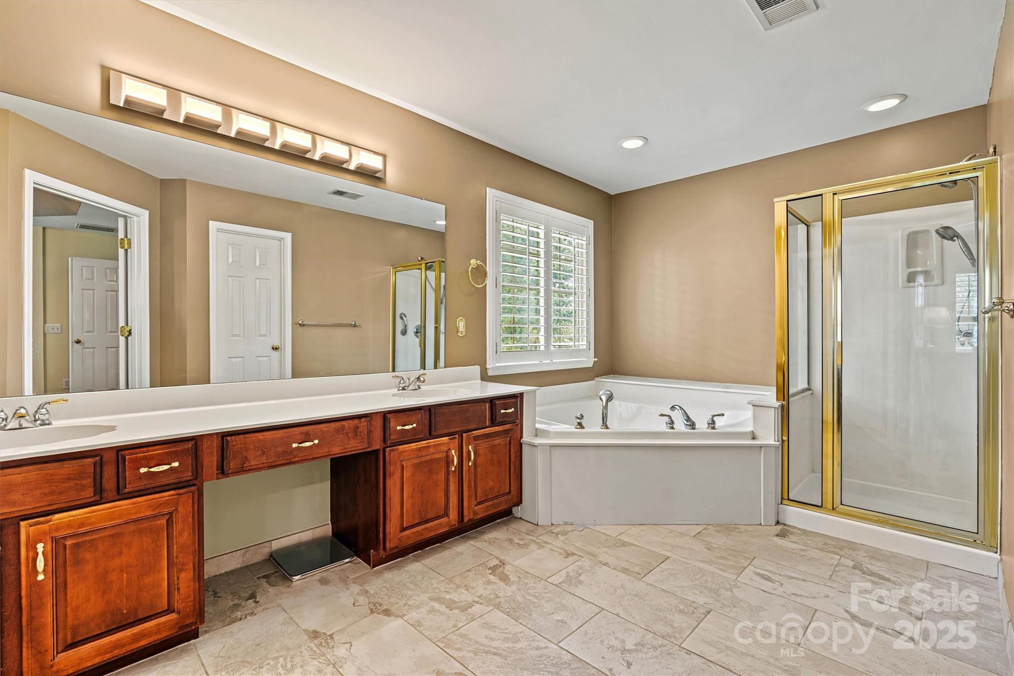 13512 Northbourne Road Property Photo 28