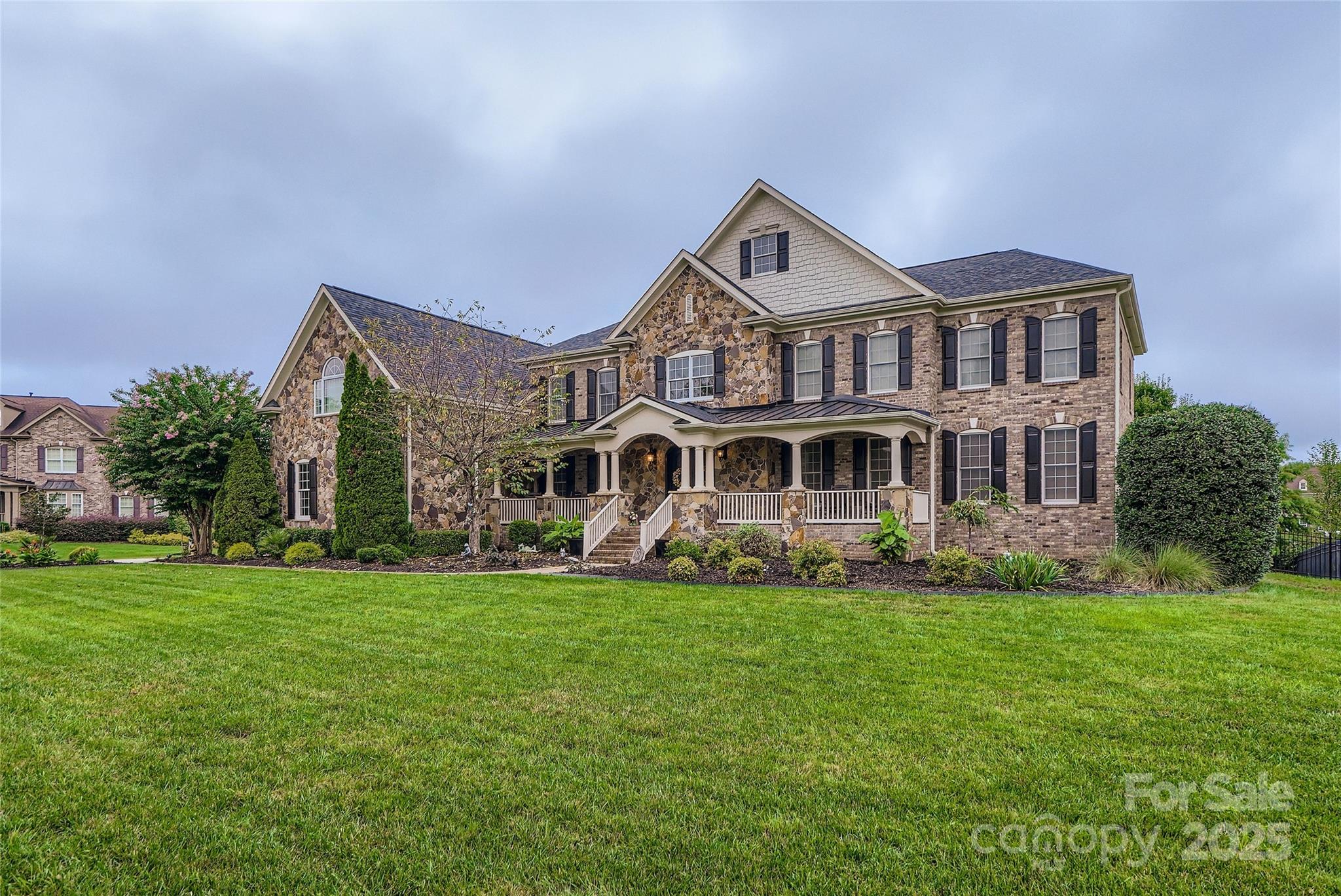 316 Fox Chase Court Property Photo 1