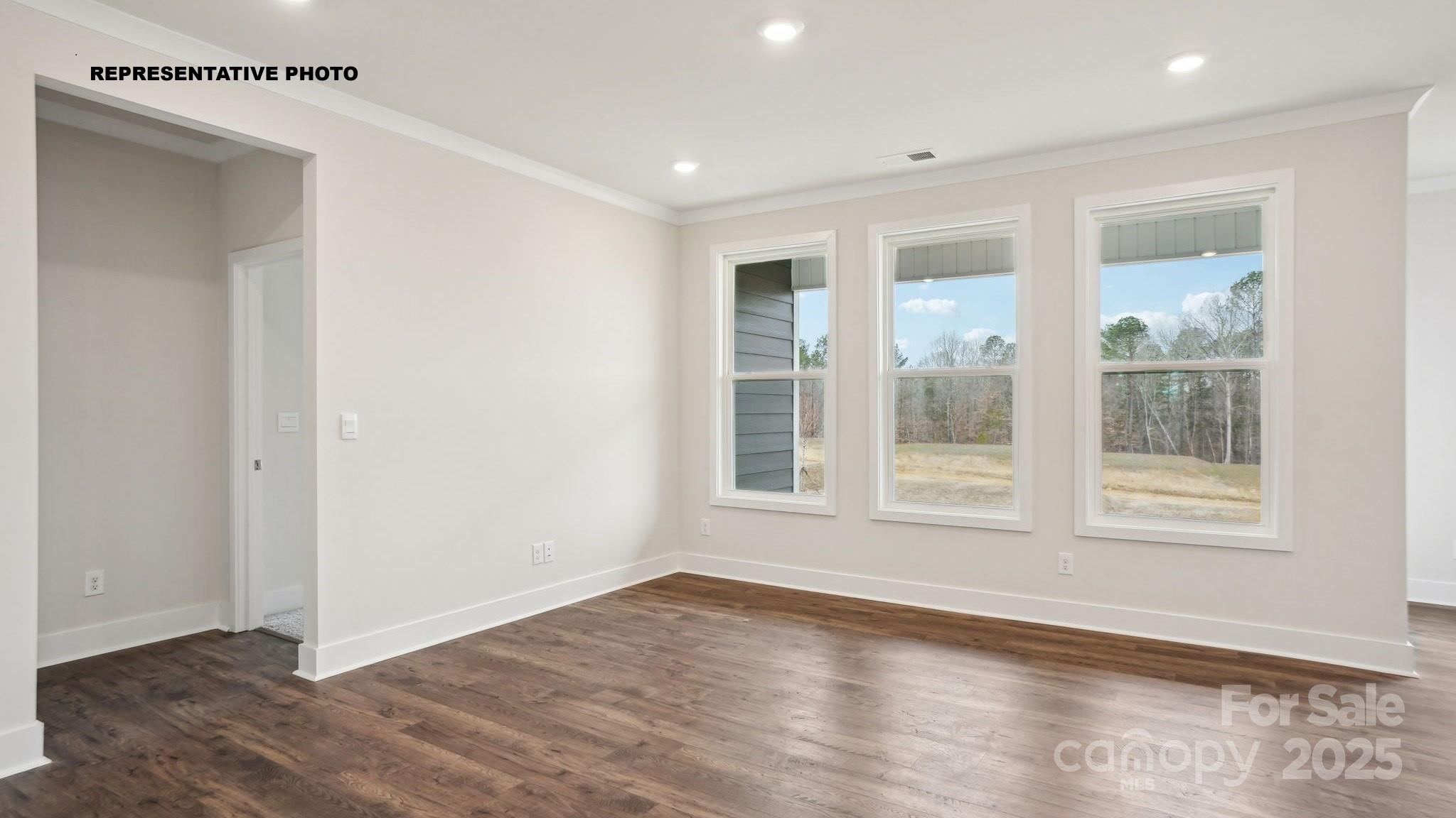 2069 Skyhawk Drive Property Photo 10