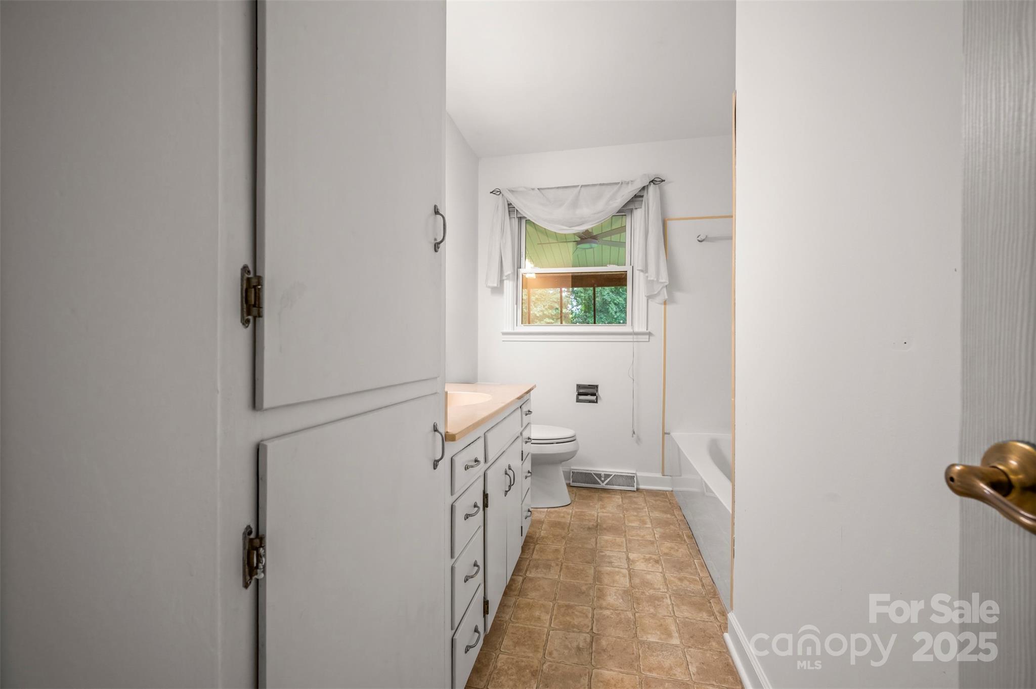 170 Hodge Street Property Photo 21