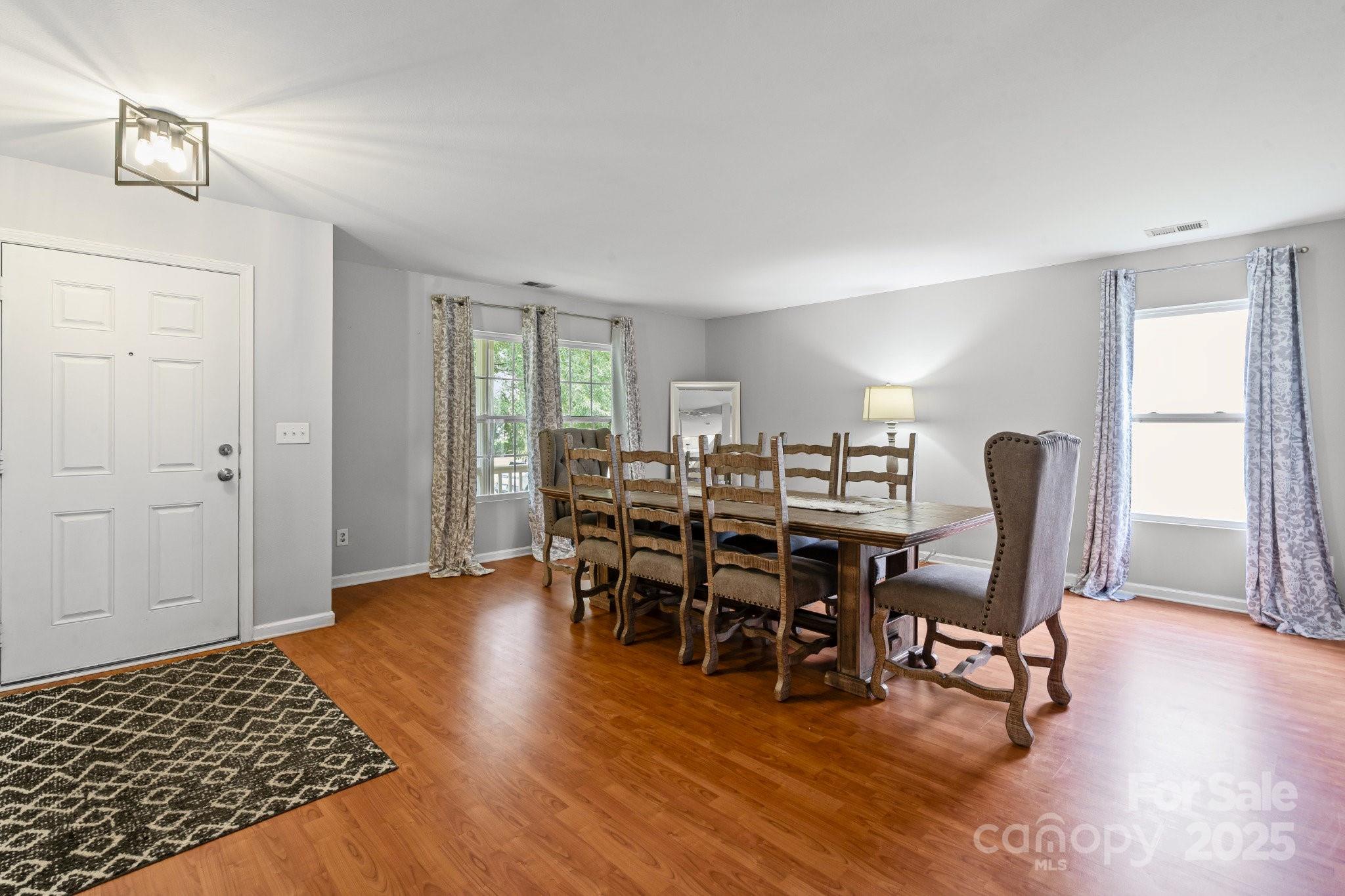 3902 Larkhaven Village Drive Property Photo 4