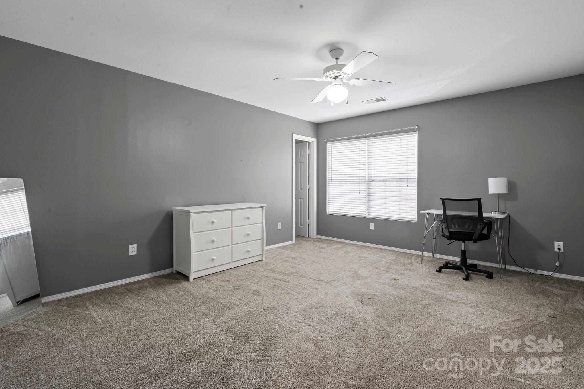 3902 Larkhaven Village Drive Property Photo 18