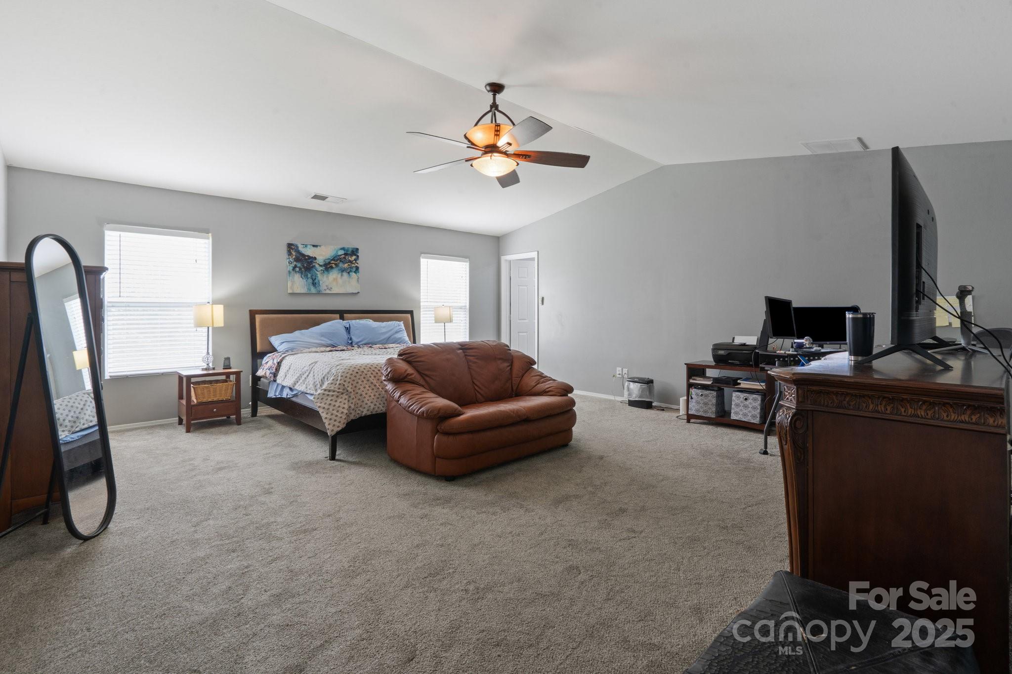 3902 Larkhaven Village Drive Property Photo 27