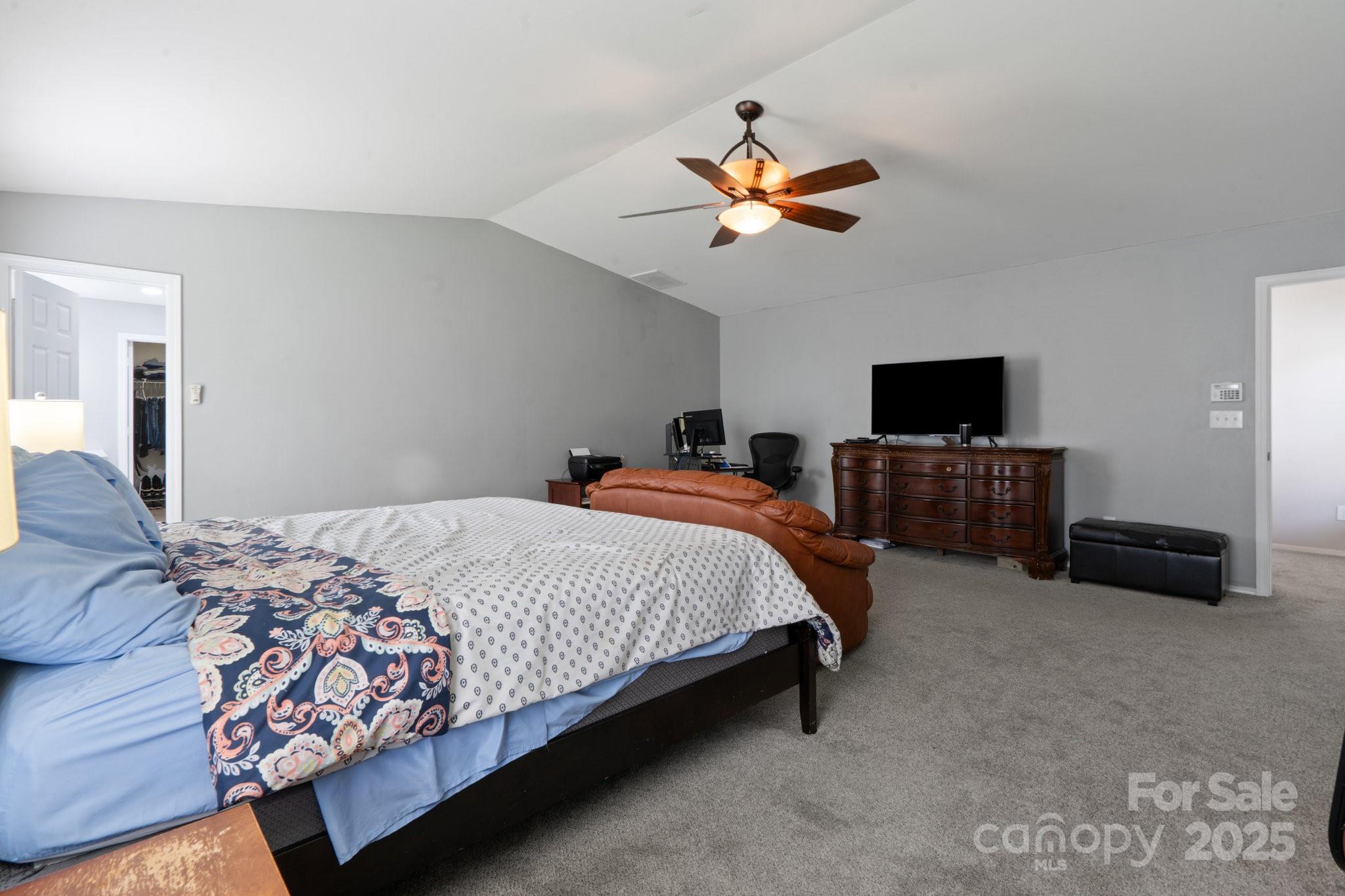 3902 Larkhaven Village Drive Property Photo 29