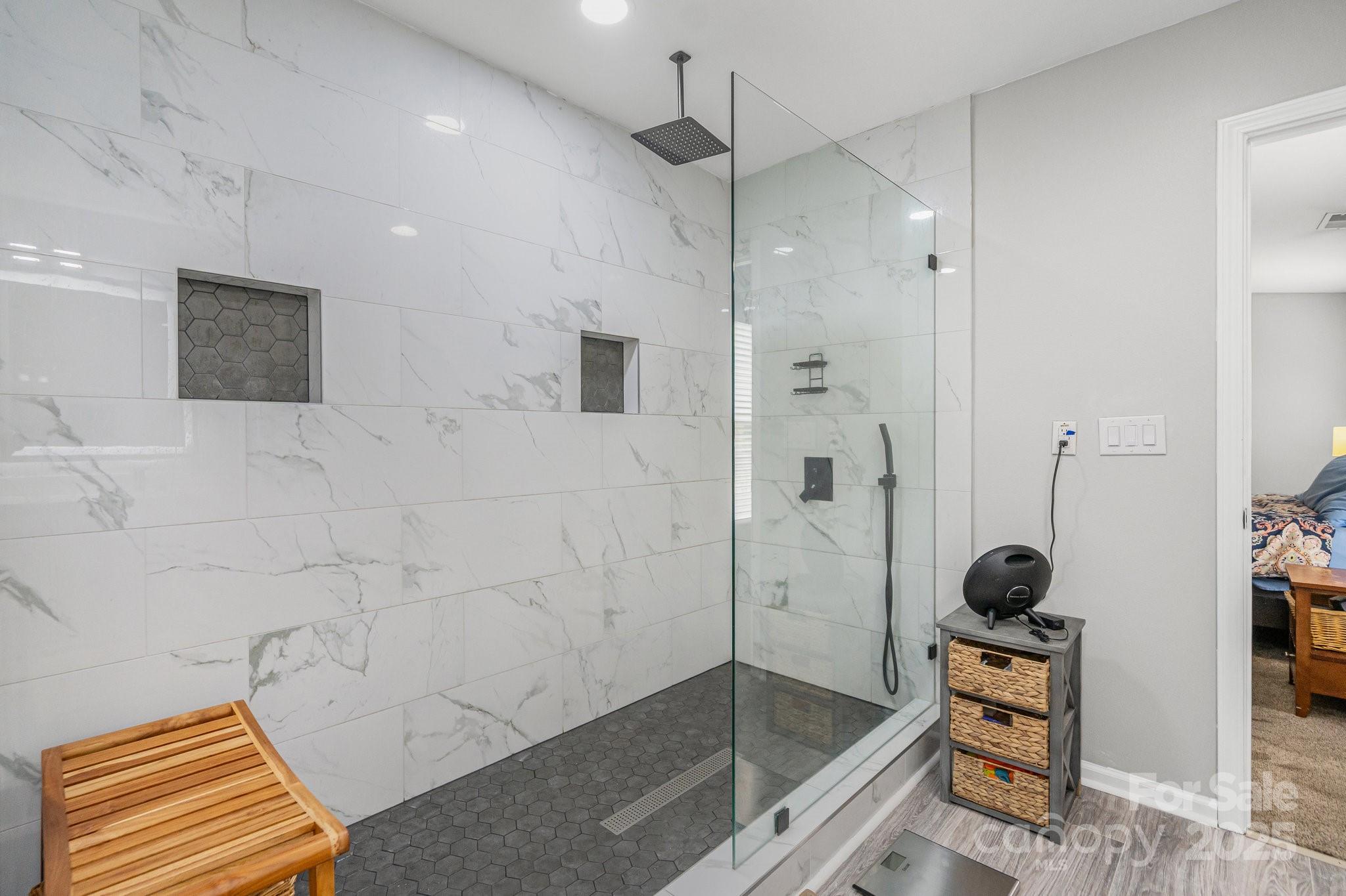 3902 Larkhaven Village Drive Property Photo 34