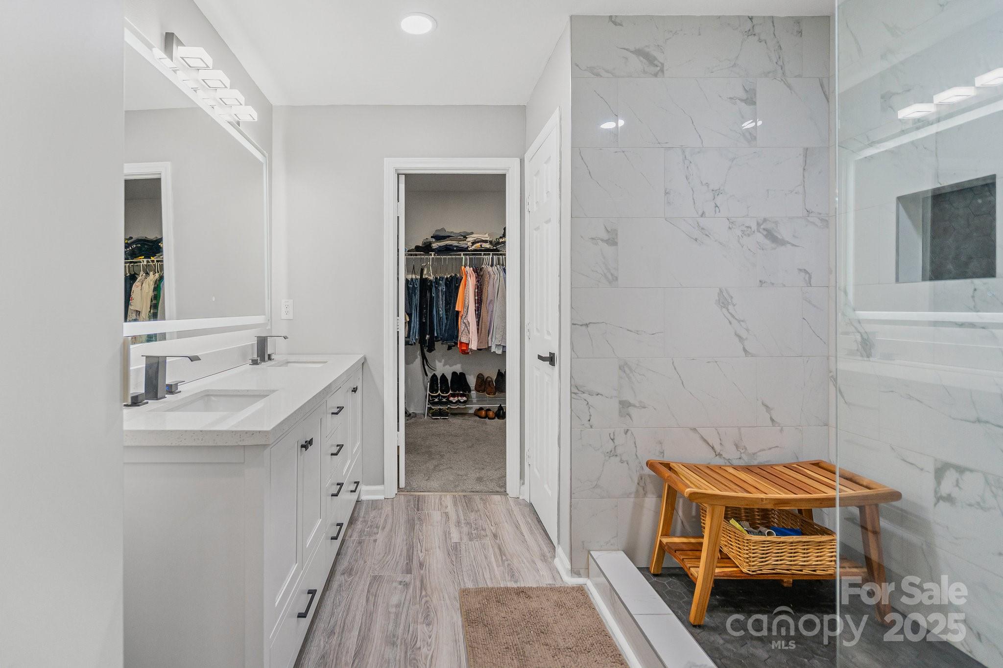 3902 Larkhaven Village Drive Property Photo 35