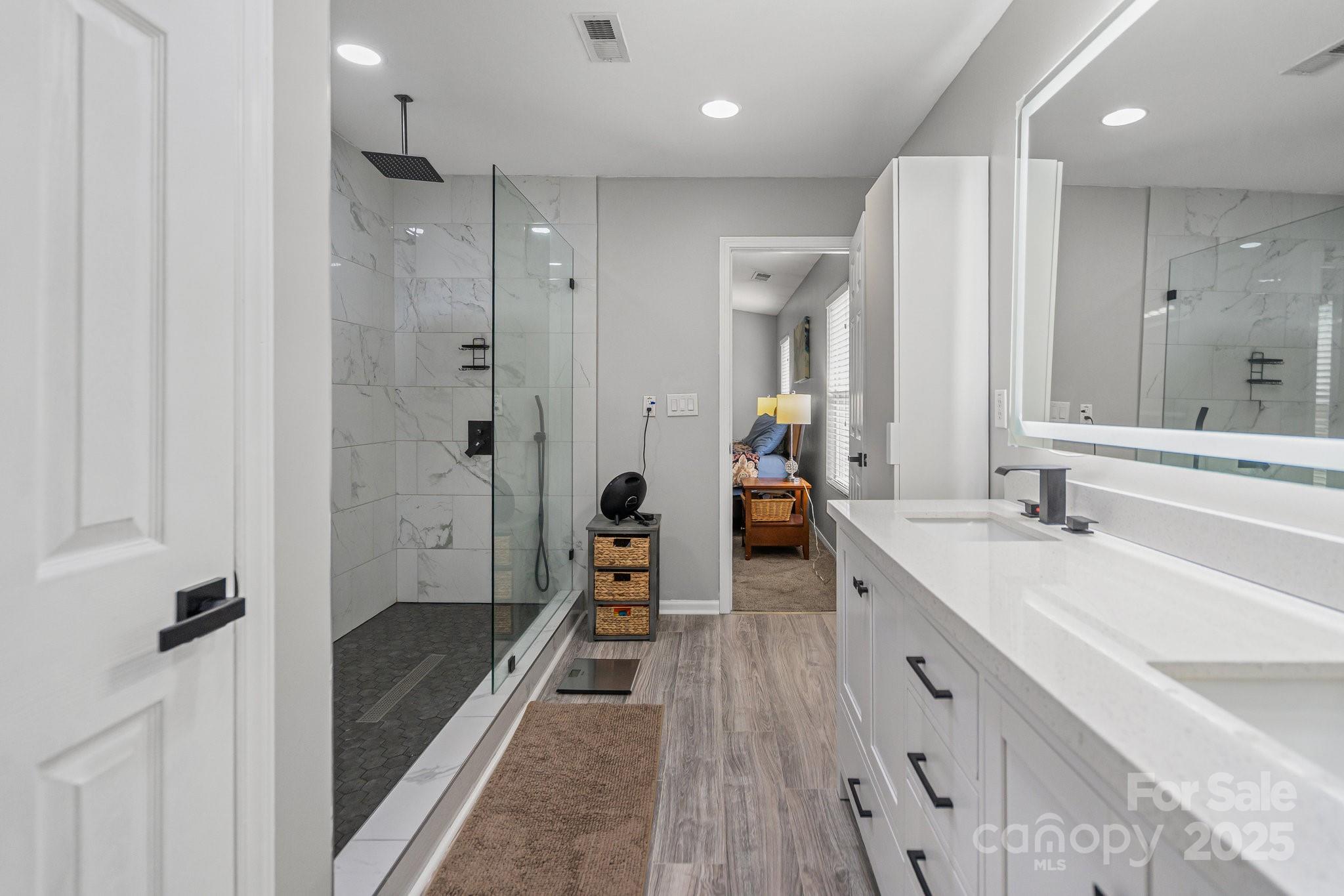 3902 Larkhaven Village Drive Property Photo 36