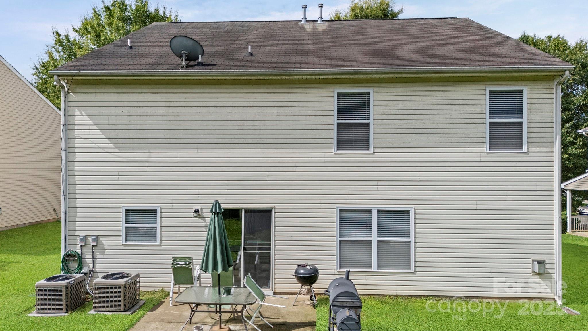 3902 Larkhaven Village Drive Property Photo 37