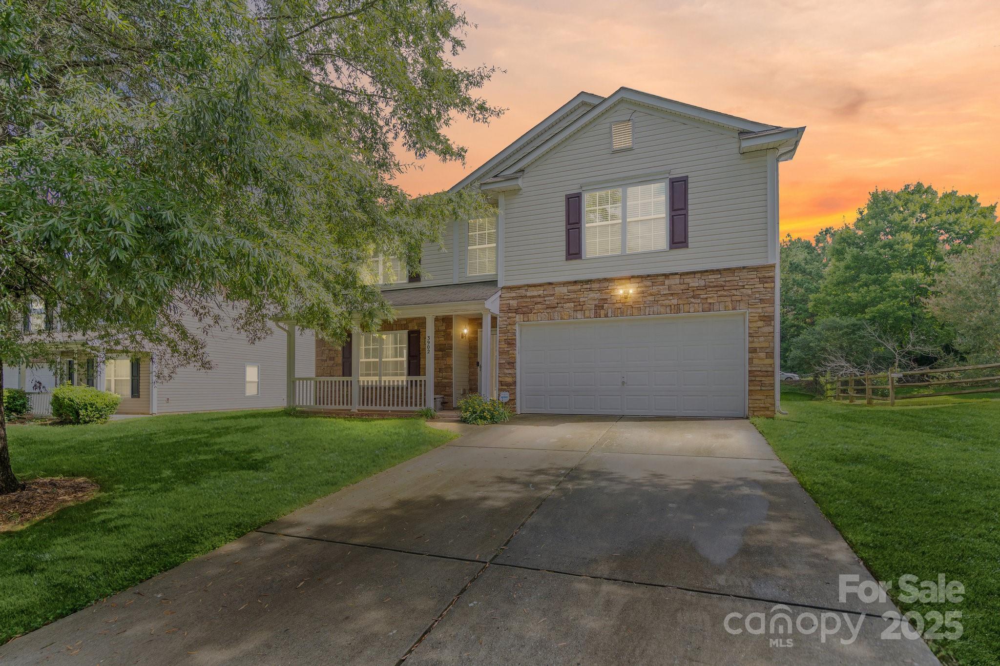 3902 Larkhaven Village Drive Property Photo 44