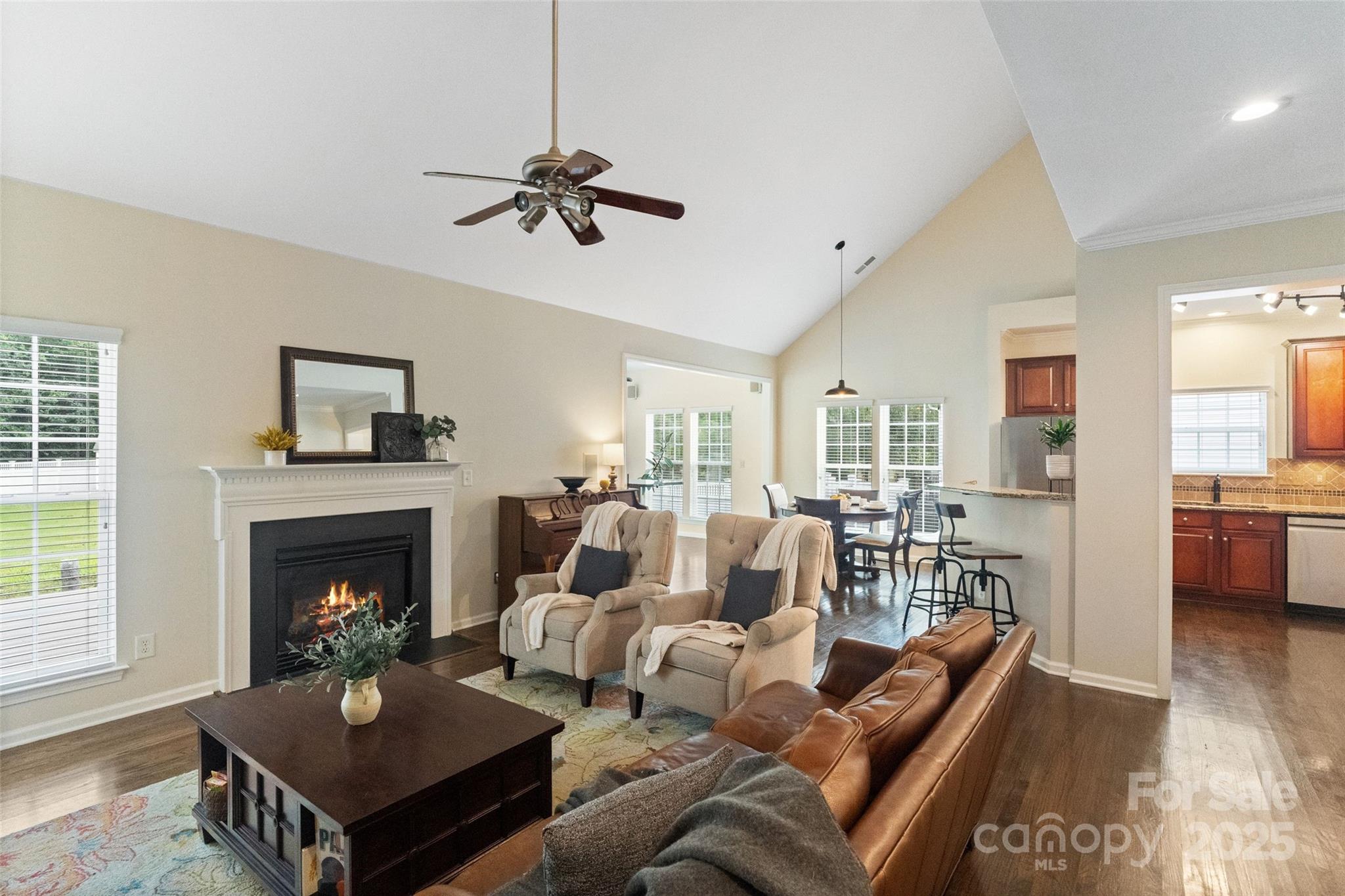 2676 Sunberry Lane Property Photo 14