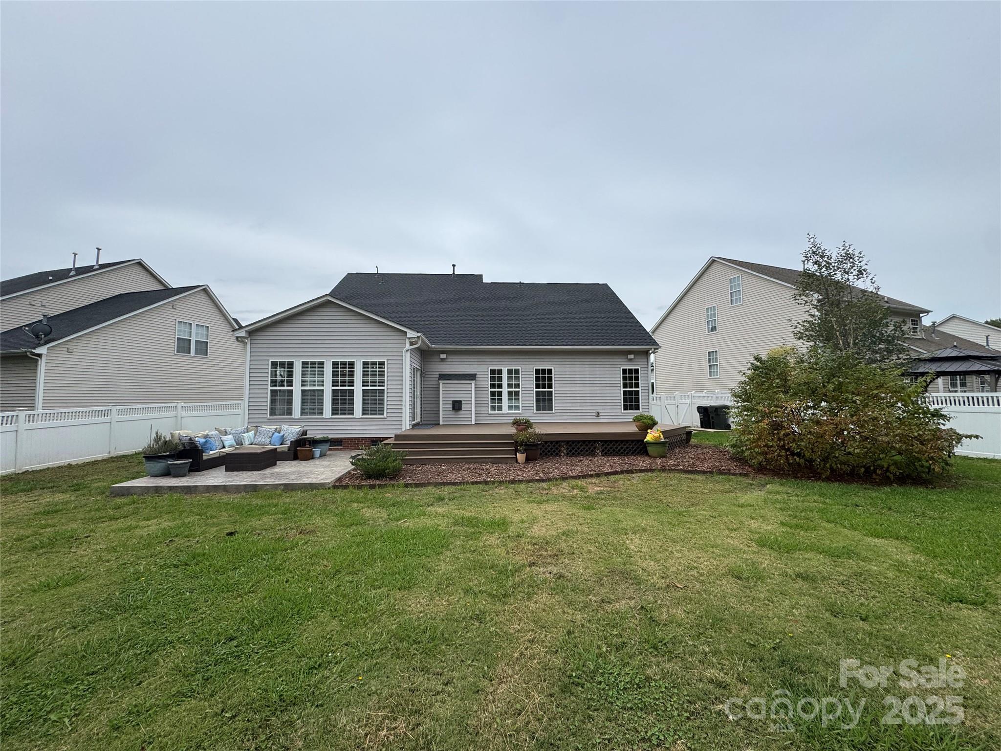 2676 Sunberry Lane Property Photo 34