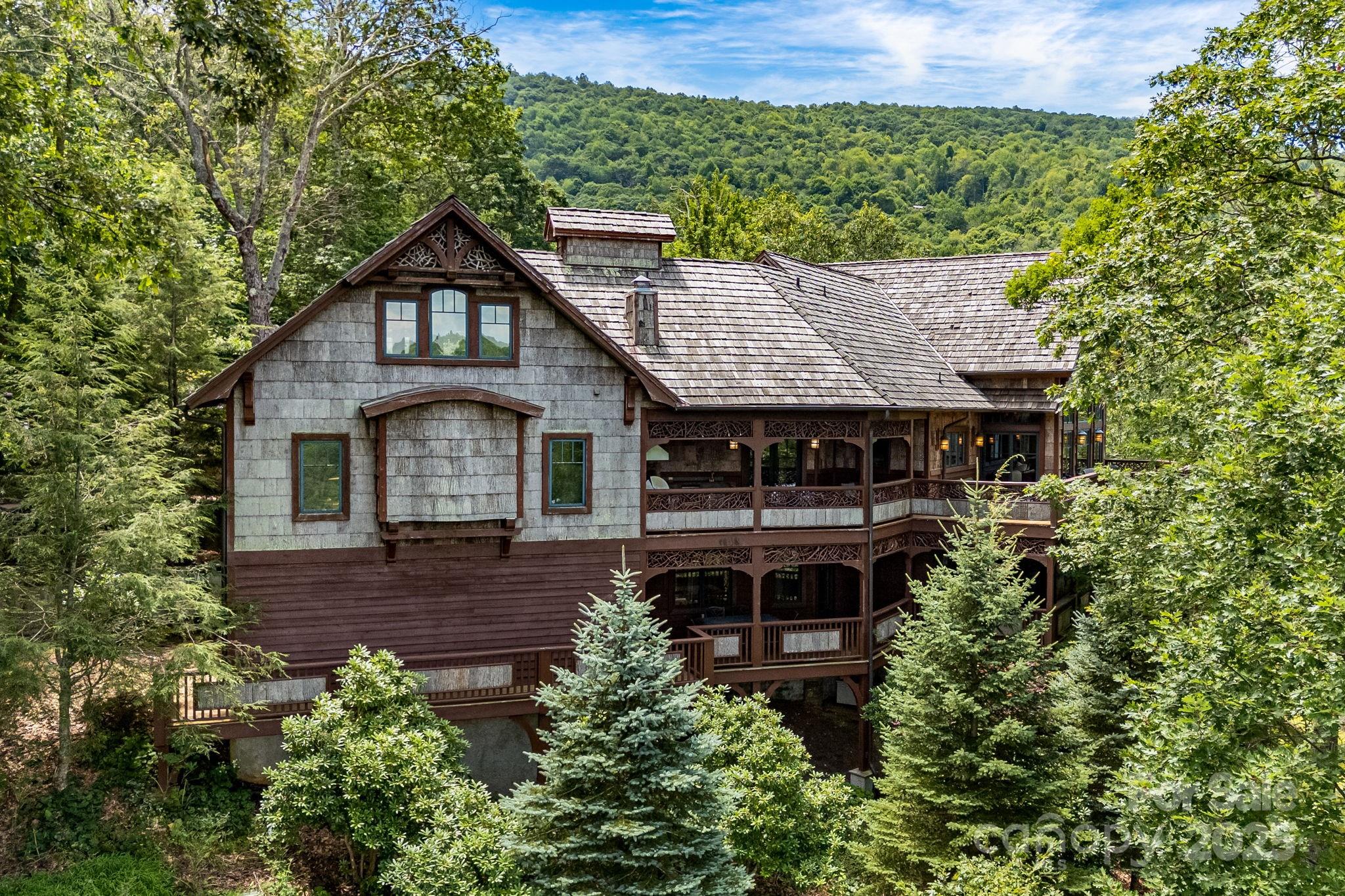 159 Adirondack Drive Property Photo 1