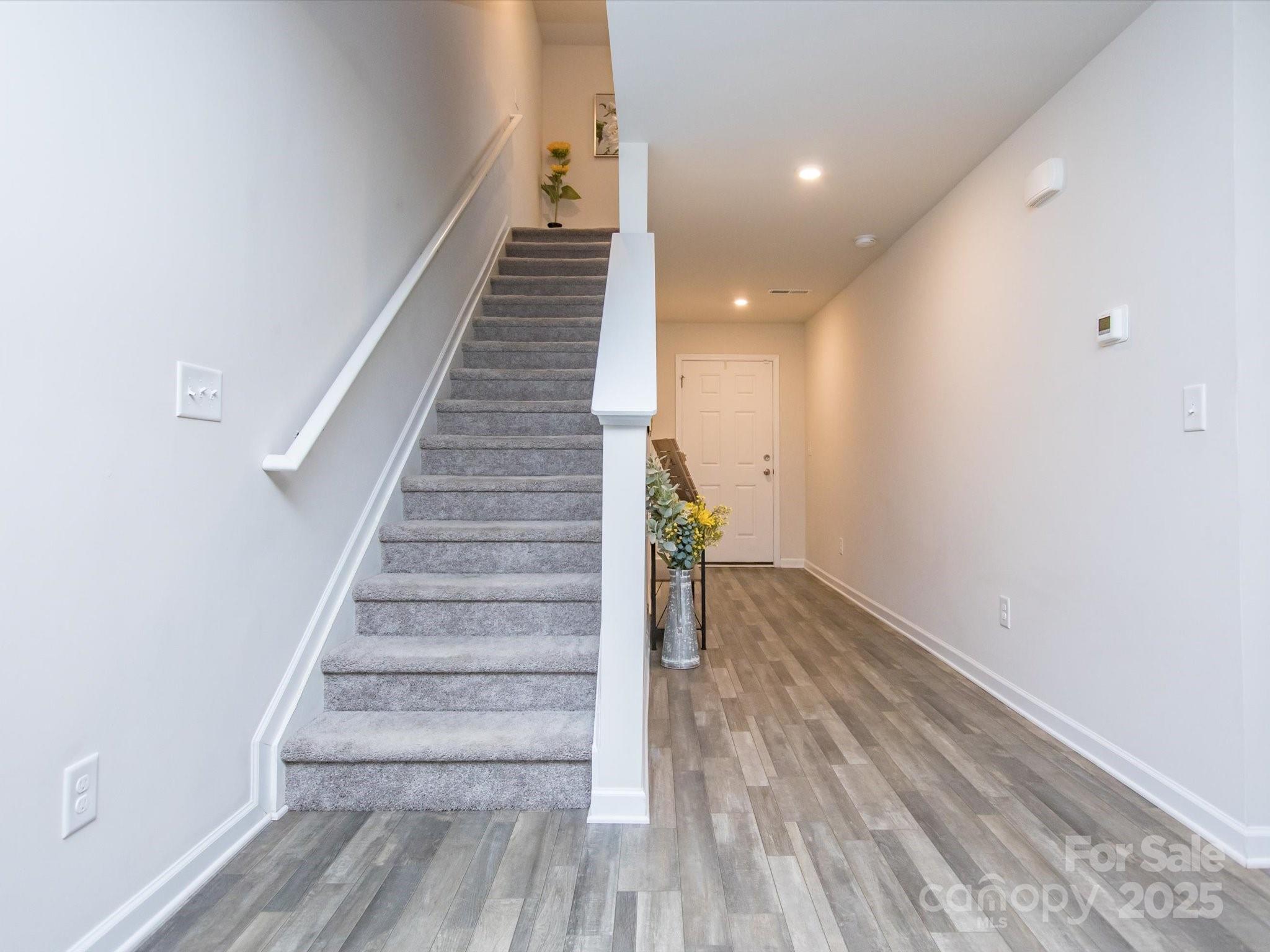 2424 Cranberry Way Property Photo 13