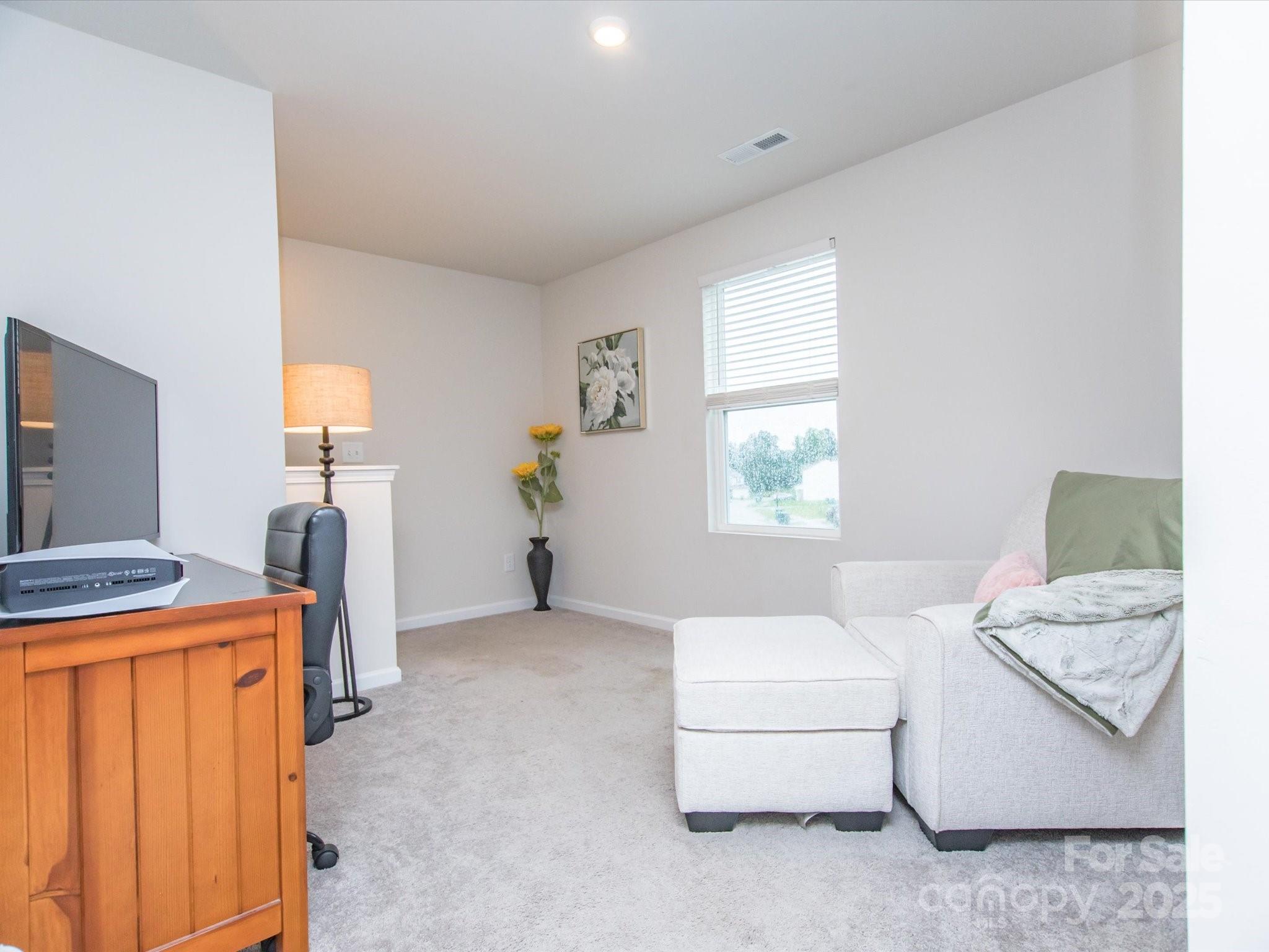 2424 Cranberry Way Property Photo 16