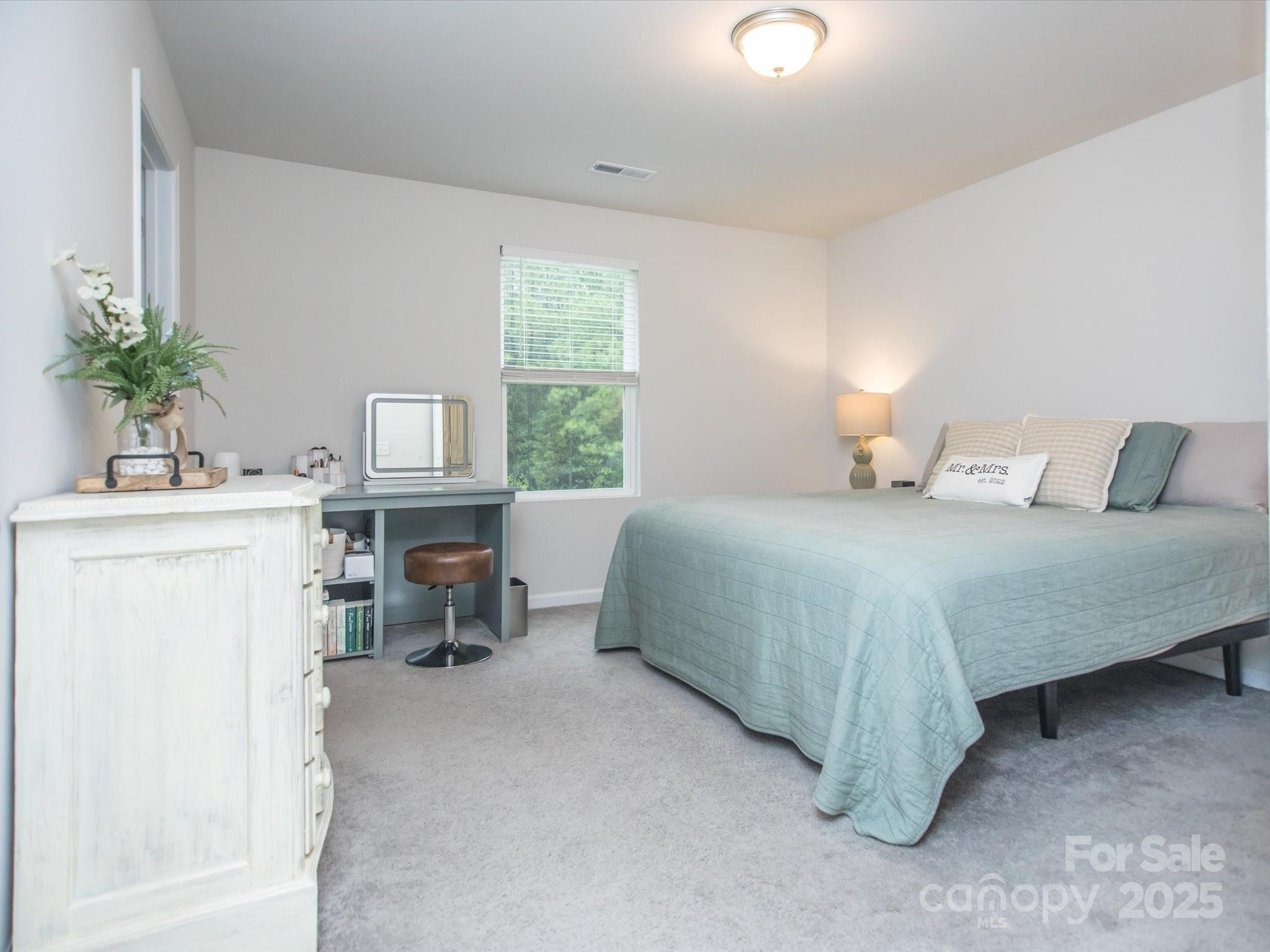 2424 Cranberry Way Property Photo 22