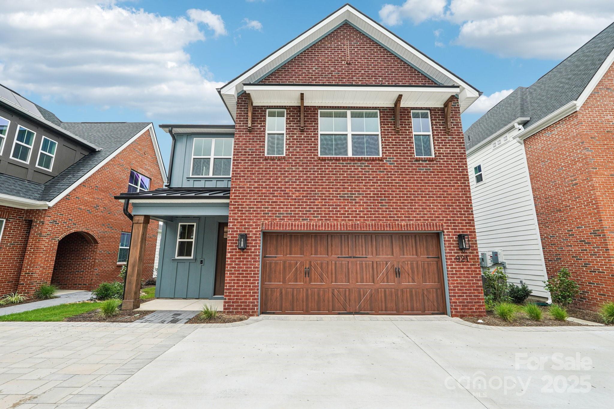 921 Coast Drive Property Photo 1