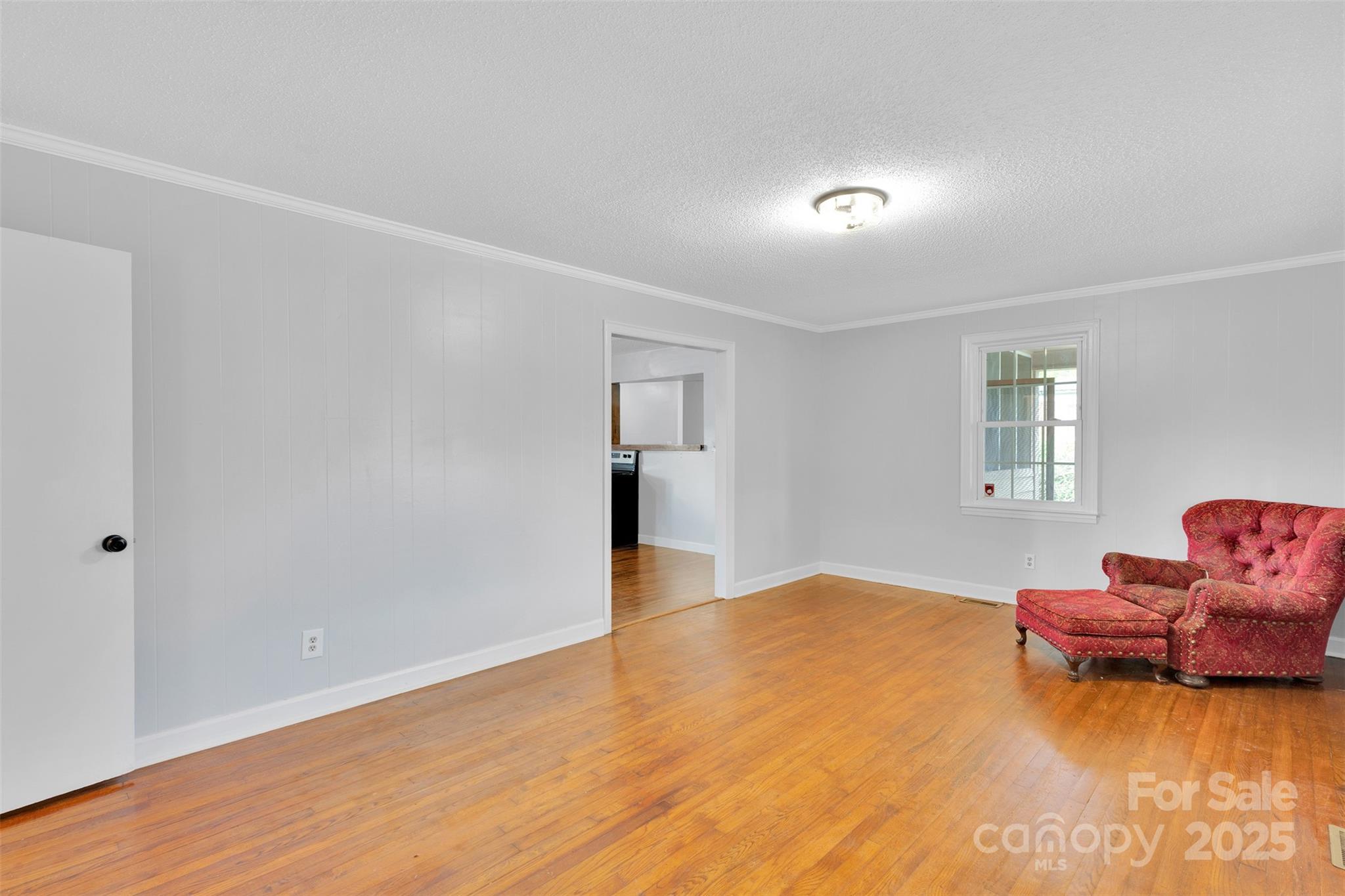 1095 Elm Circle Property Photo 10