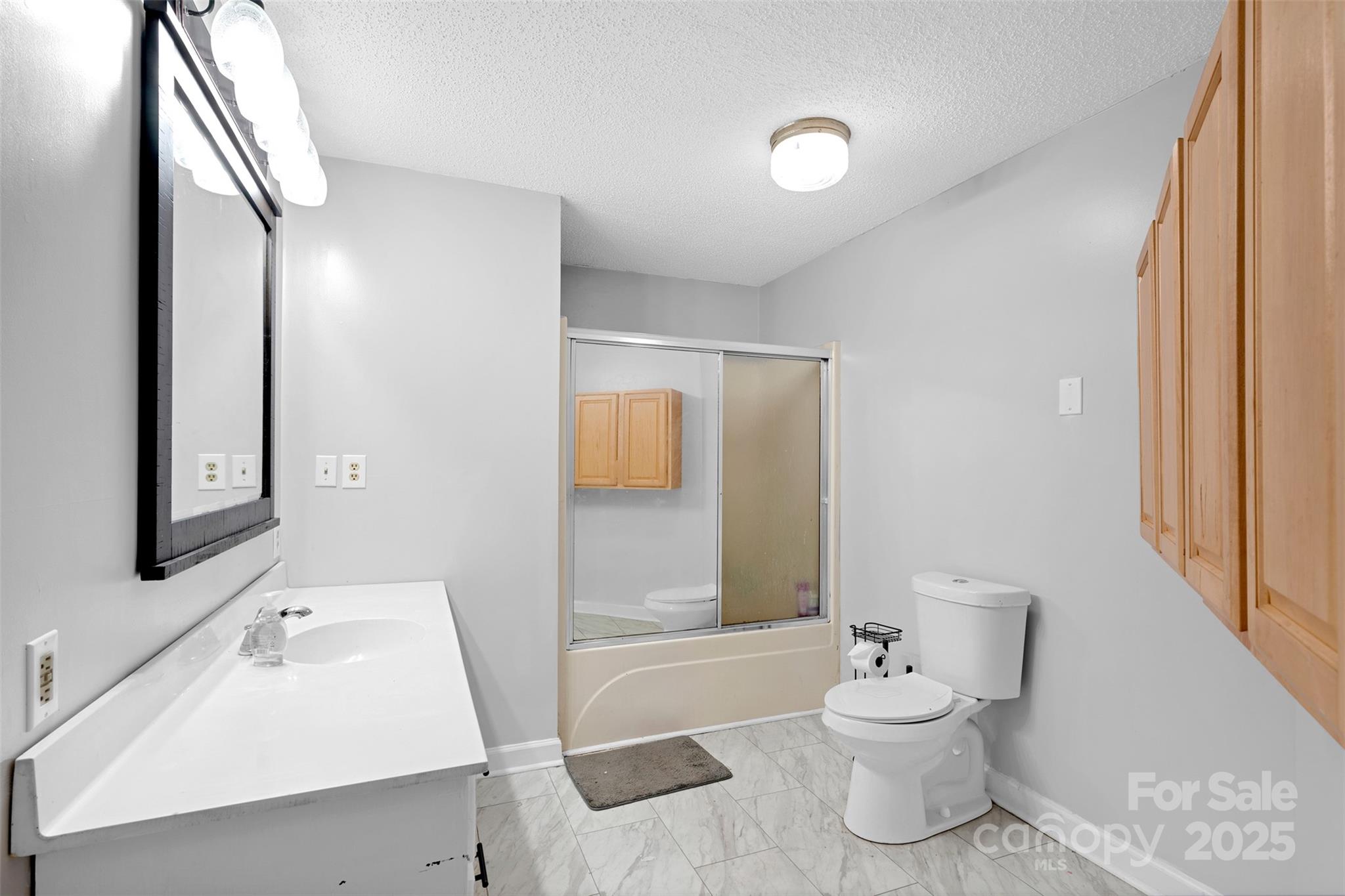 1095 Elm Circle Property Photo 20