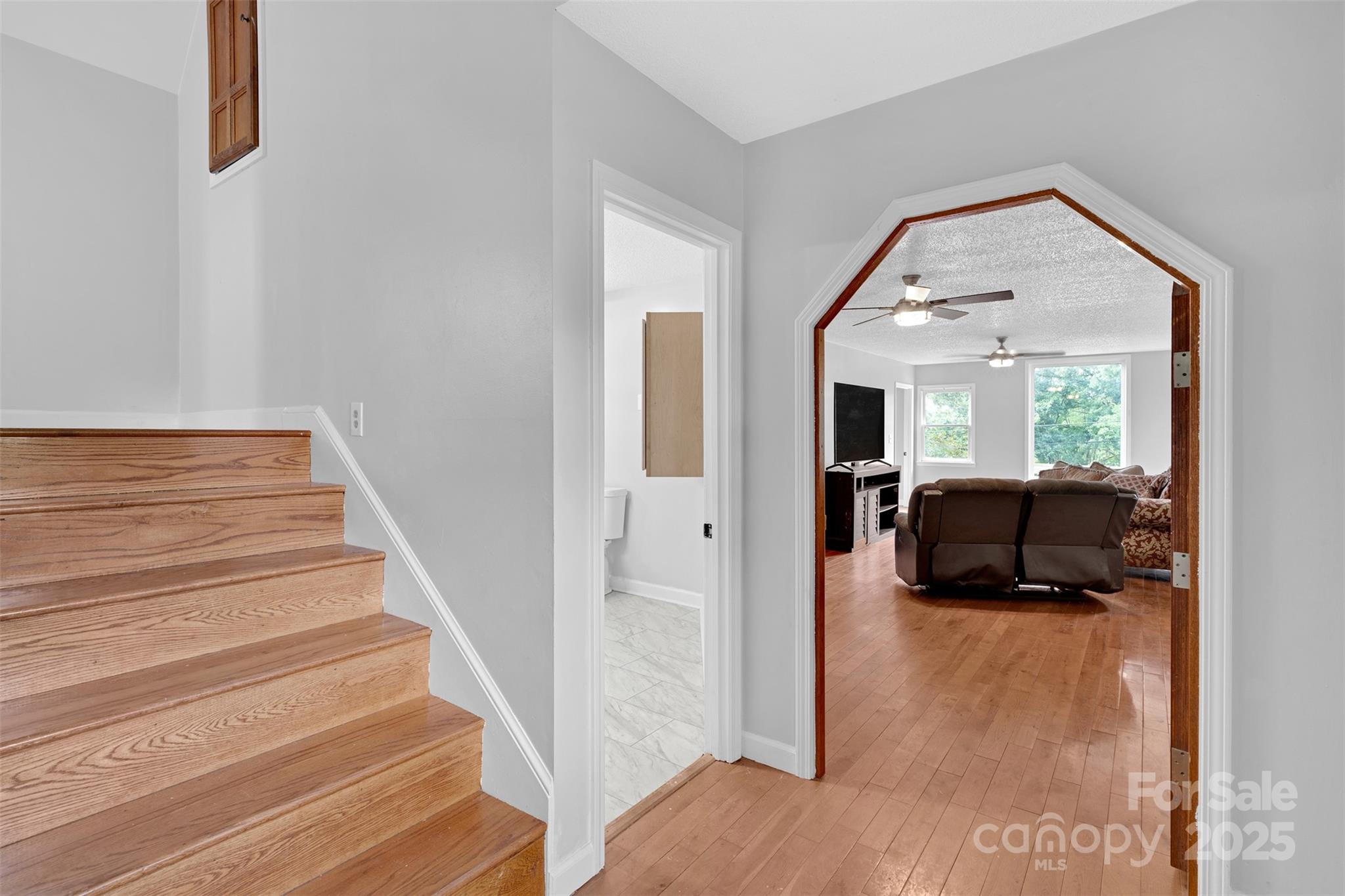 1095 Elm Circle Property Photo 23