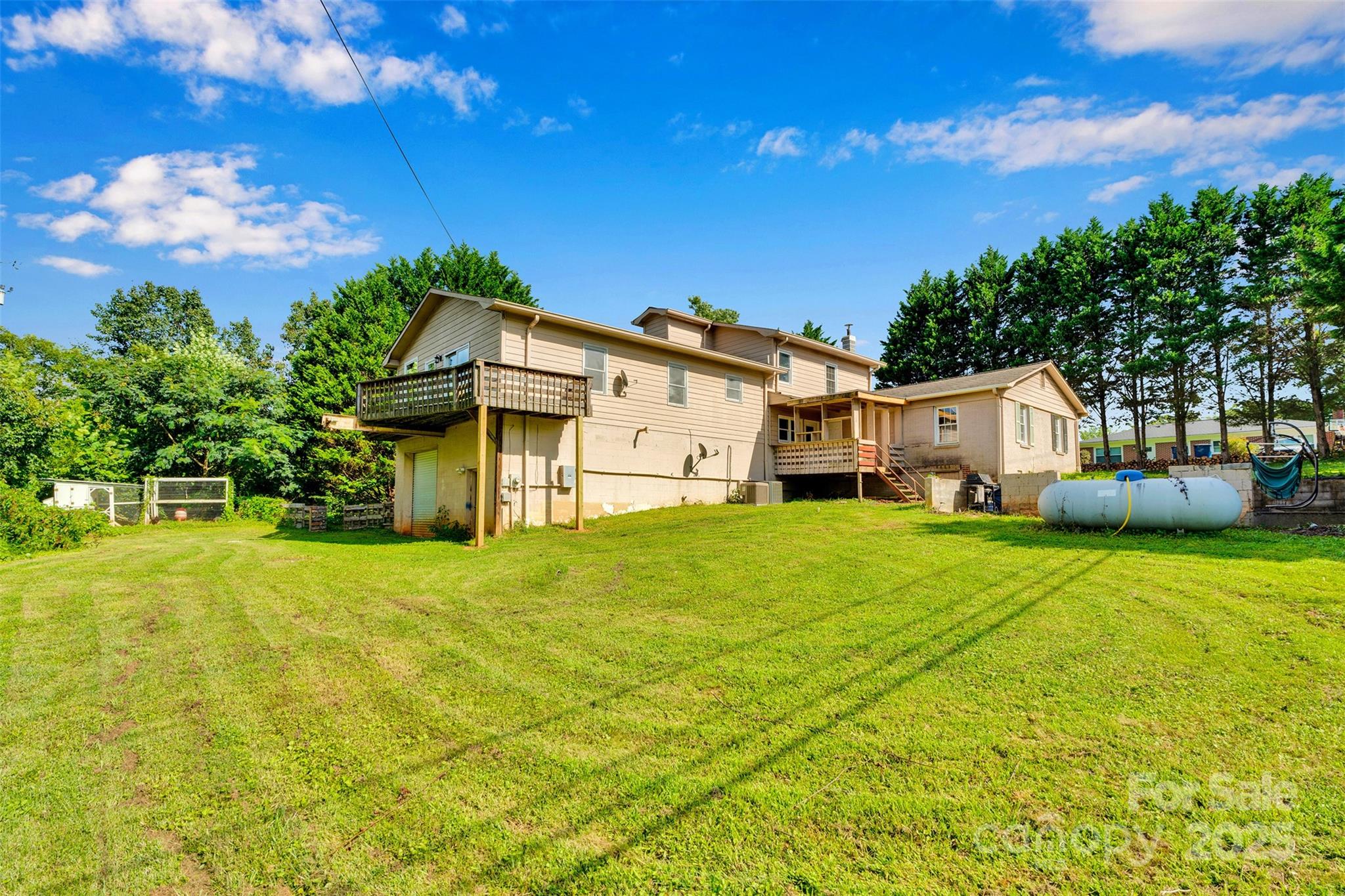 1095 Elm Circle Property Photo 31