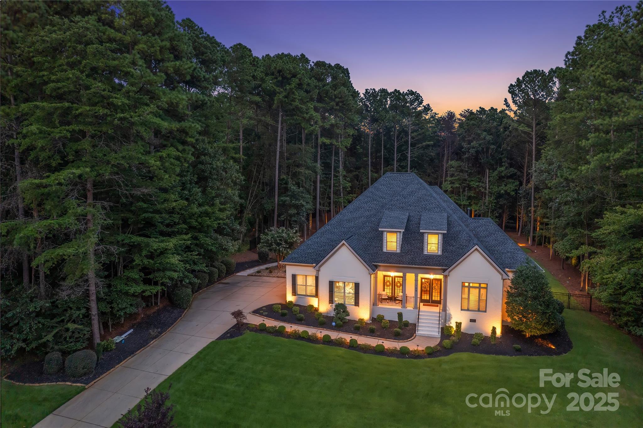 108 Dunn Ross Court Property Photo 1